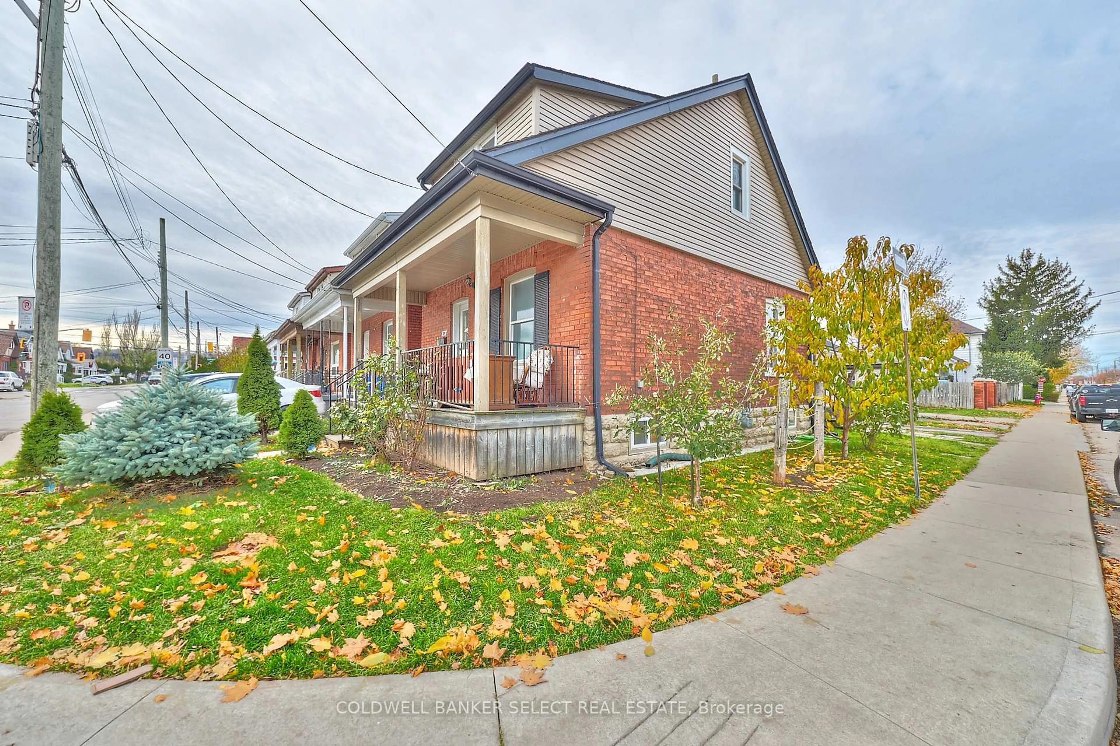 Home with brick exterior material, street for 55 Frederick Ave, Hamilton Ontario L8H 4K5