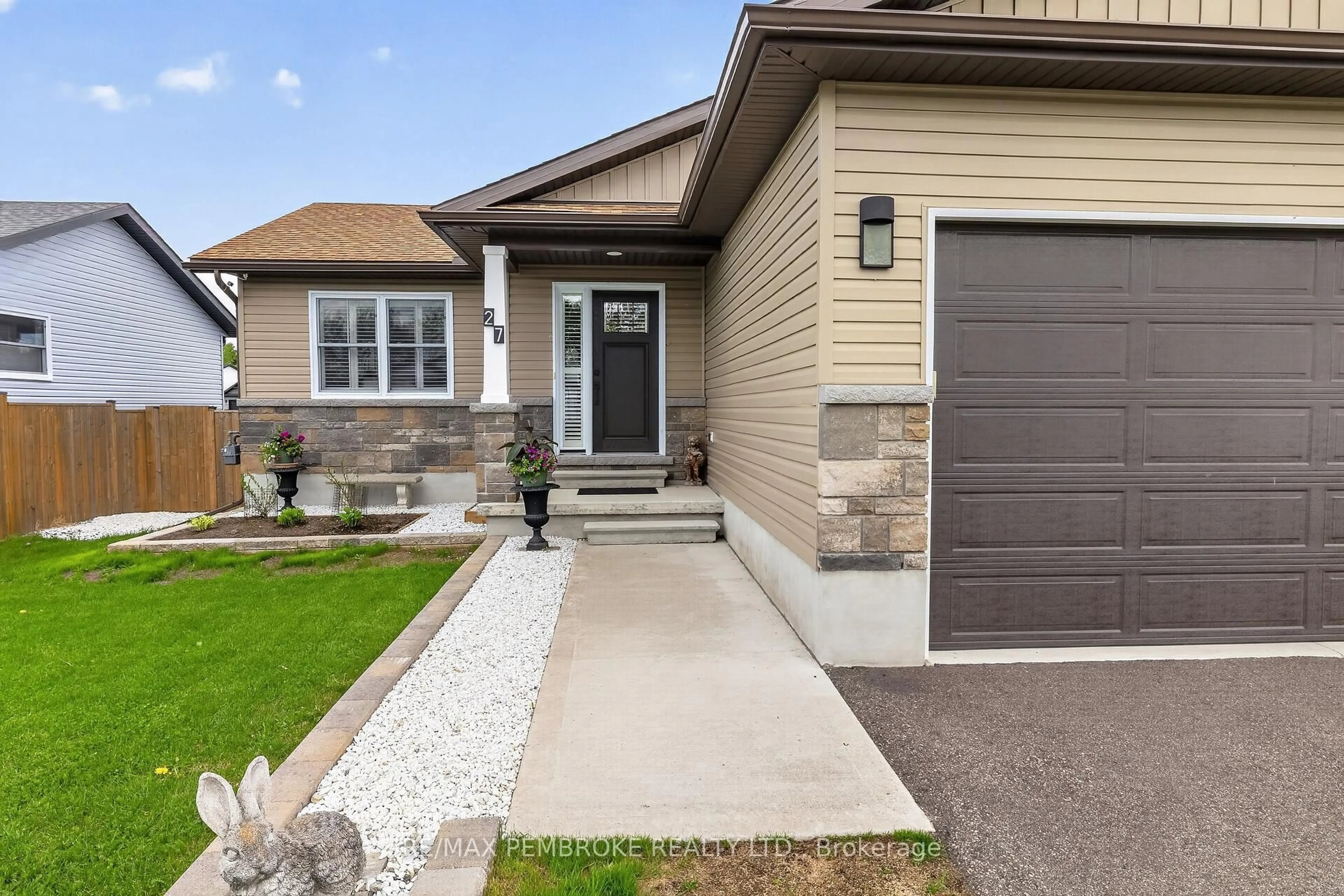 Unknown for 27 Terrance Dr, Petawawa Ontario K8H 0H3
