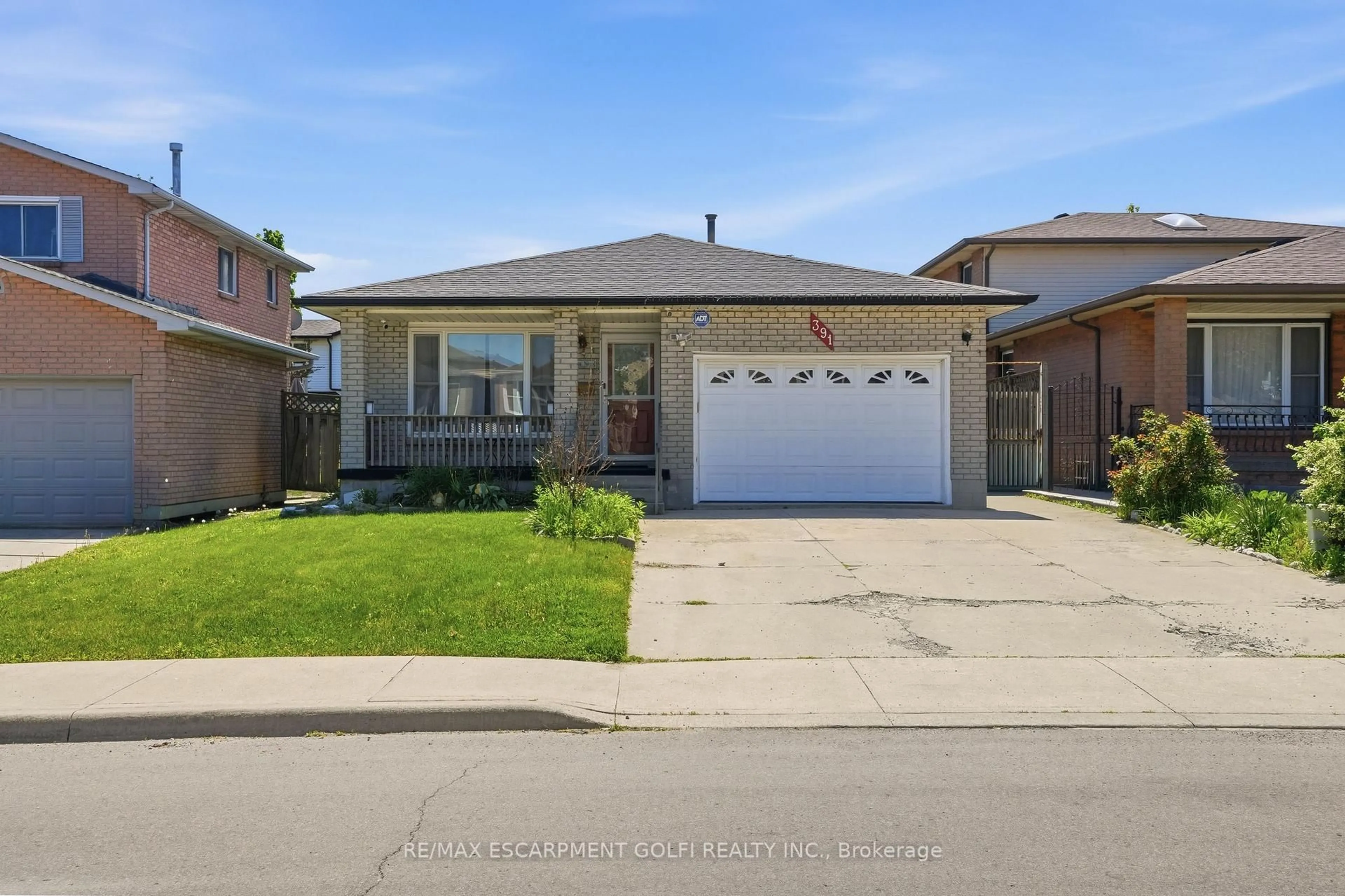 Unknown for 391 East 24th St, Hamilton Ontario L8V 4X3