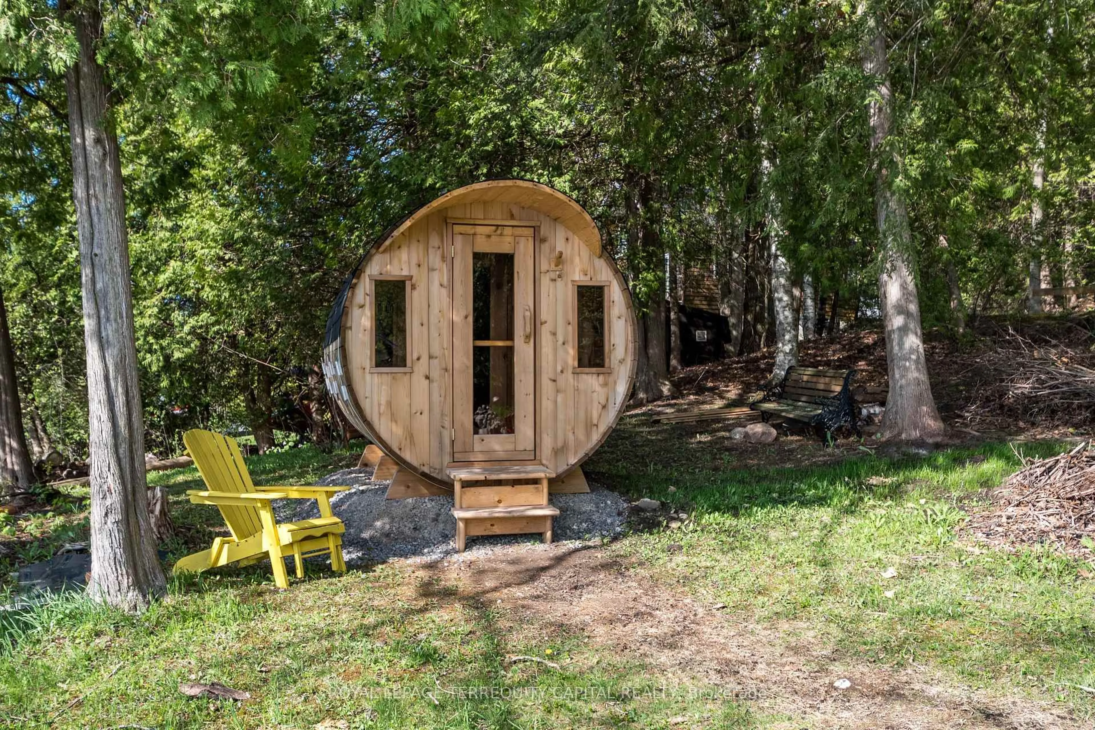Shed for 925 DORIS Dr, Otonabee-South Monaghan Ontario K0L 1B0