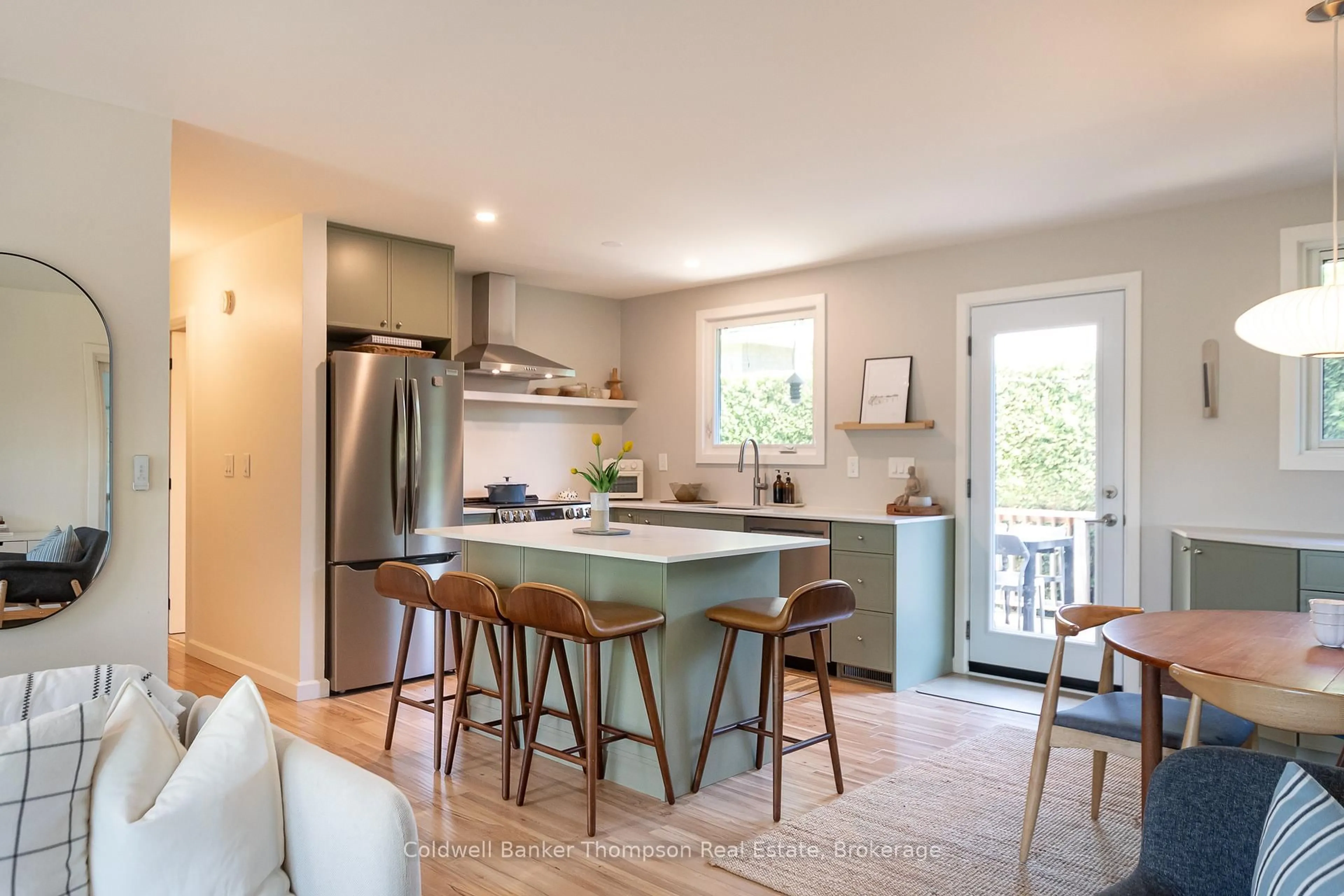 Open concept kitchen, unknown for 15 Wellington Crt, Bracebridge Ontario P1L 1B9