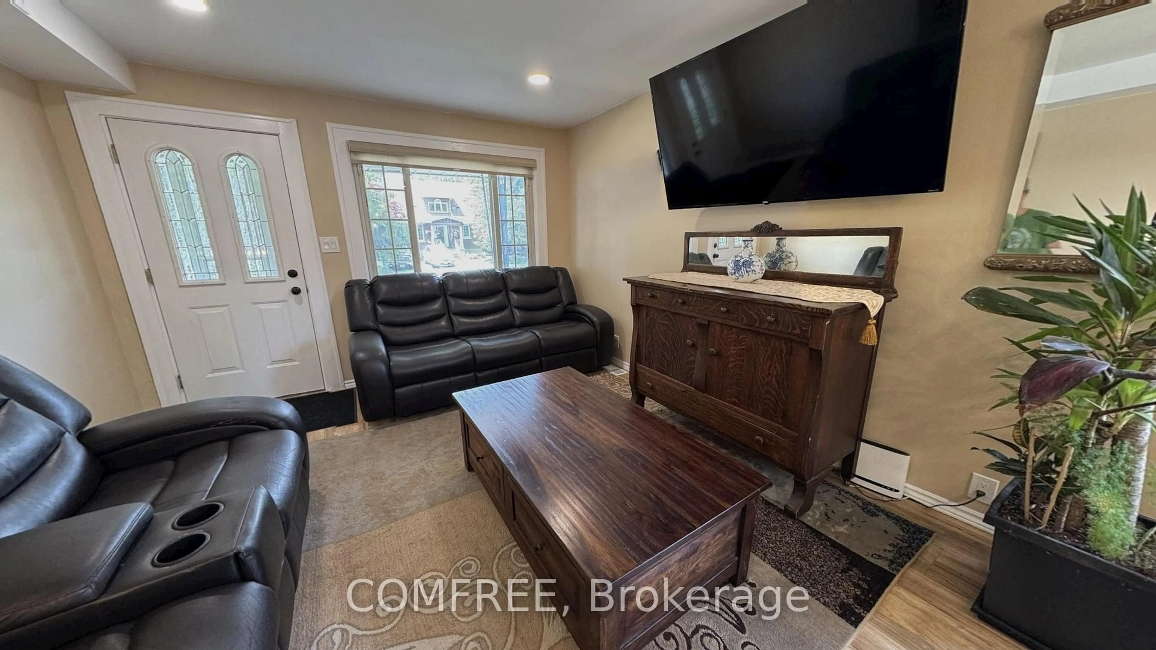 Living room with furniture, unknown for 1958 George Ave, Out of Area Ontario N8W 4M1