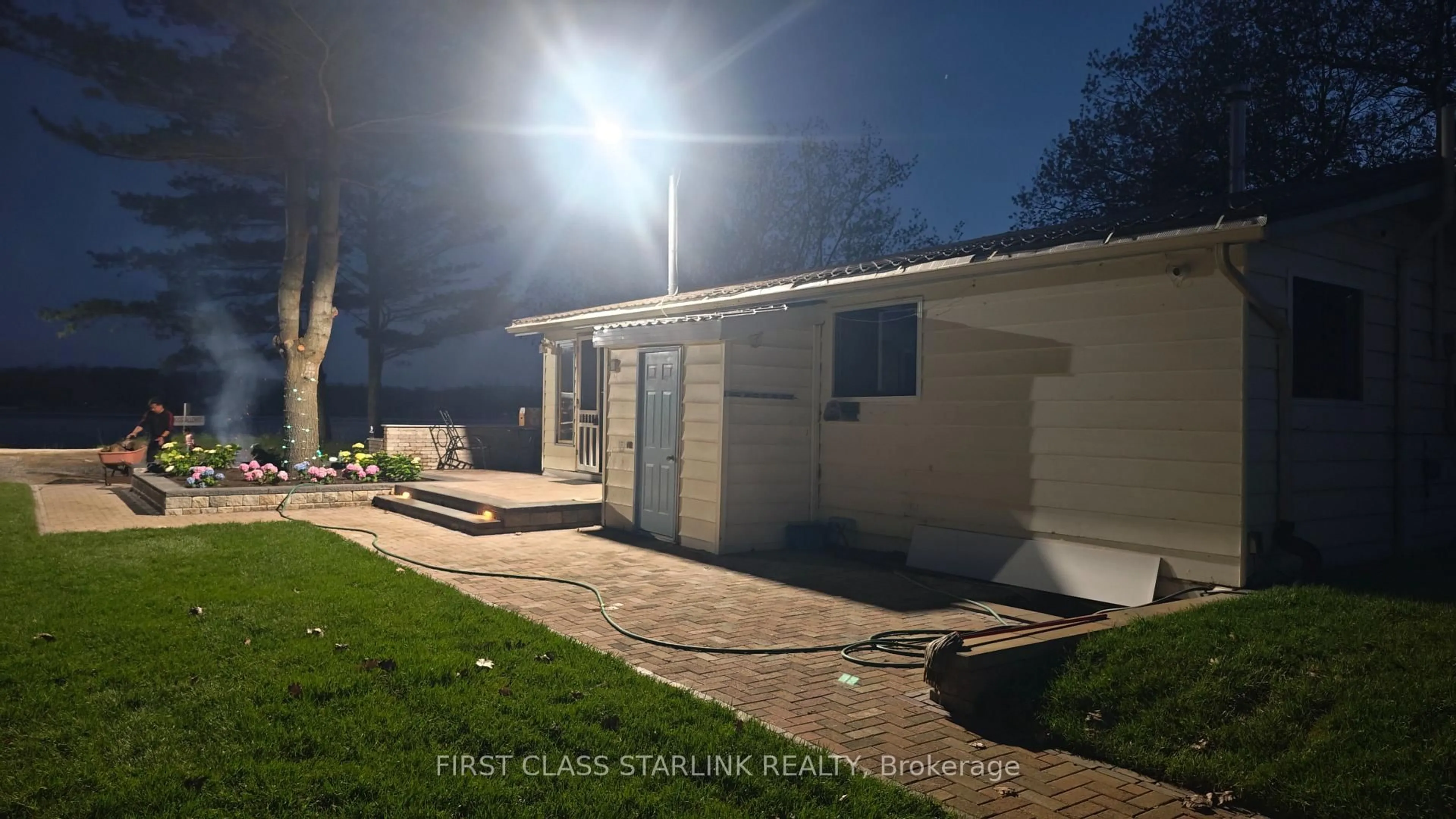 A pic from outside/outdoor area/front of a property/back of a property/a pic from drone, street for 154 OAK BAY Rd, Georgian Bay Ontario L0K 1S0