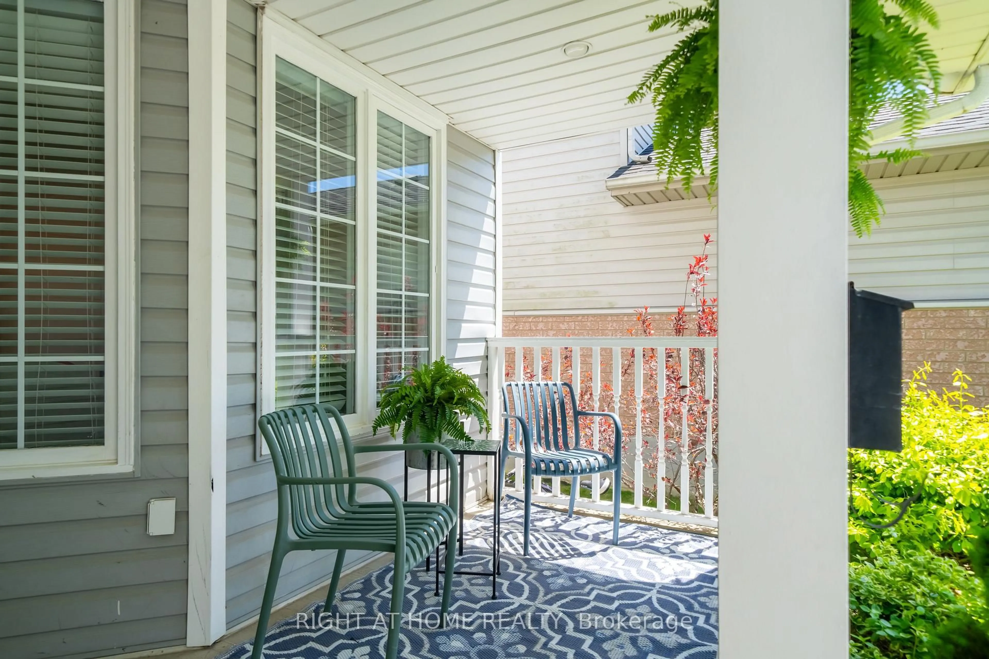 Patio, water/lake/river/ocean view for 46 Waxwing Cres, Guelph Ontario N1C 1E3