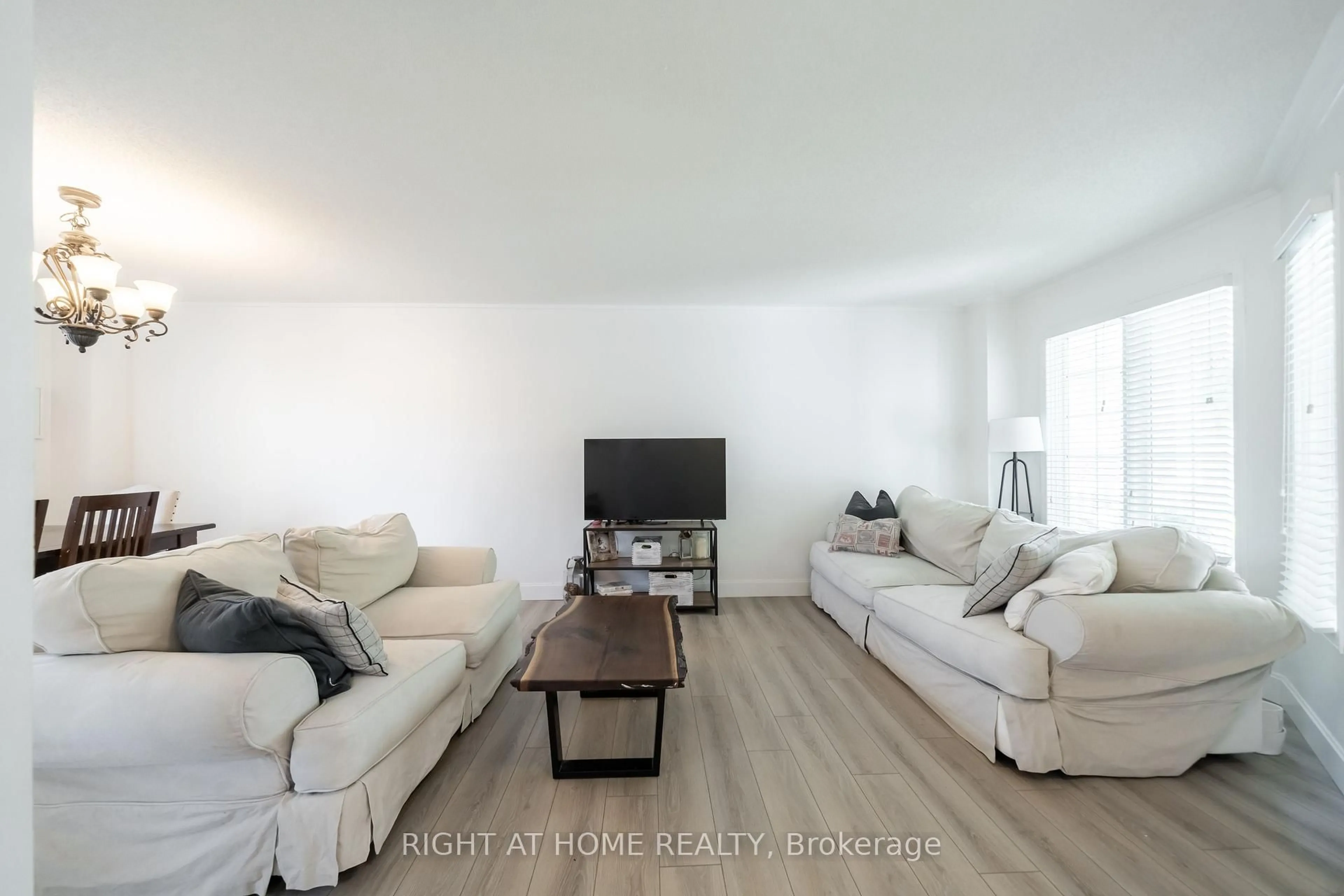 Living room with furniture, unknown for 46 Waxwing Cres, Guelph Ontario N1C 1E3