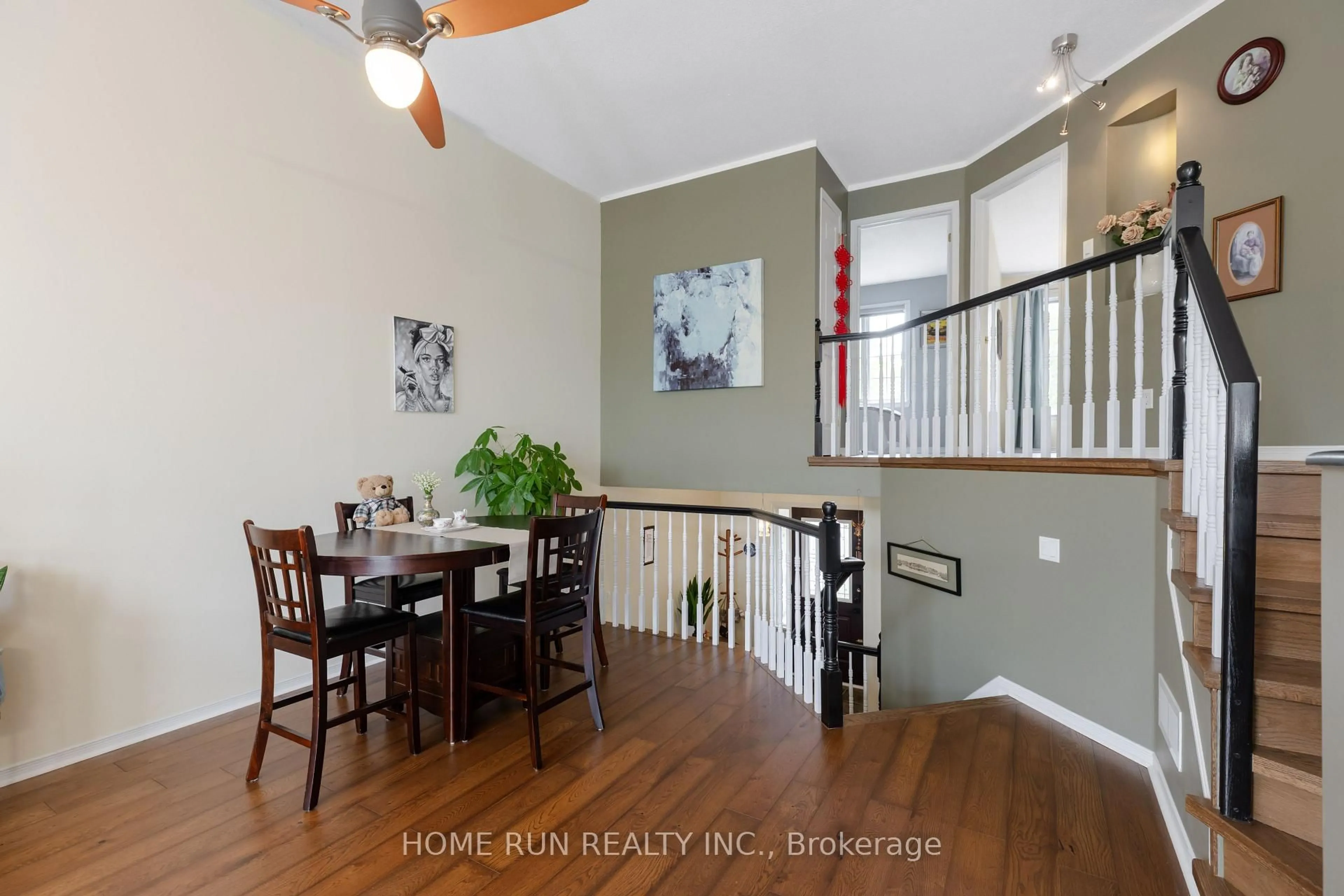 Dining room, unknown for 9 Macassa Circ, Ottawa Ontario K2T 1J7