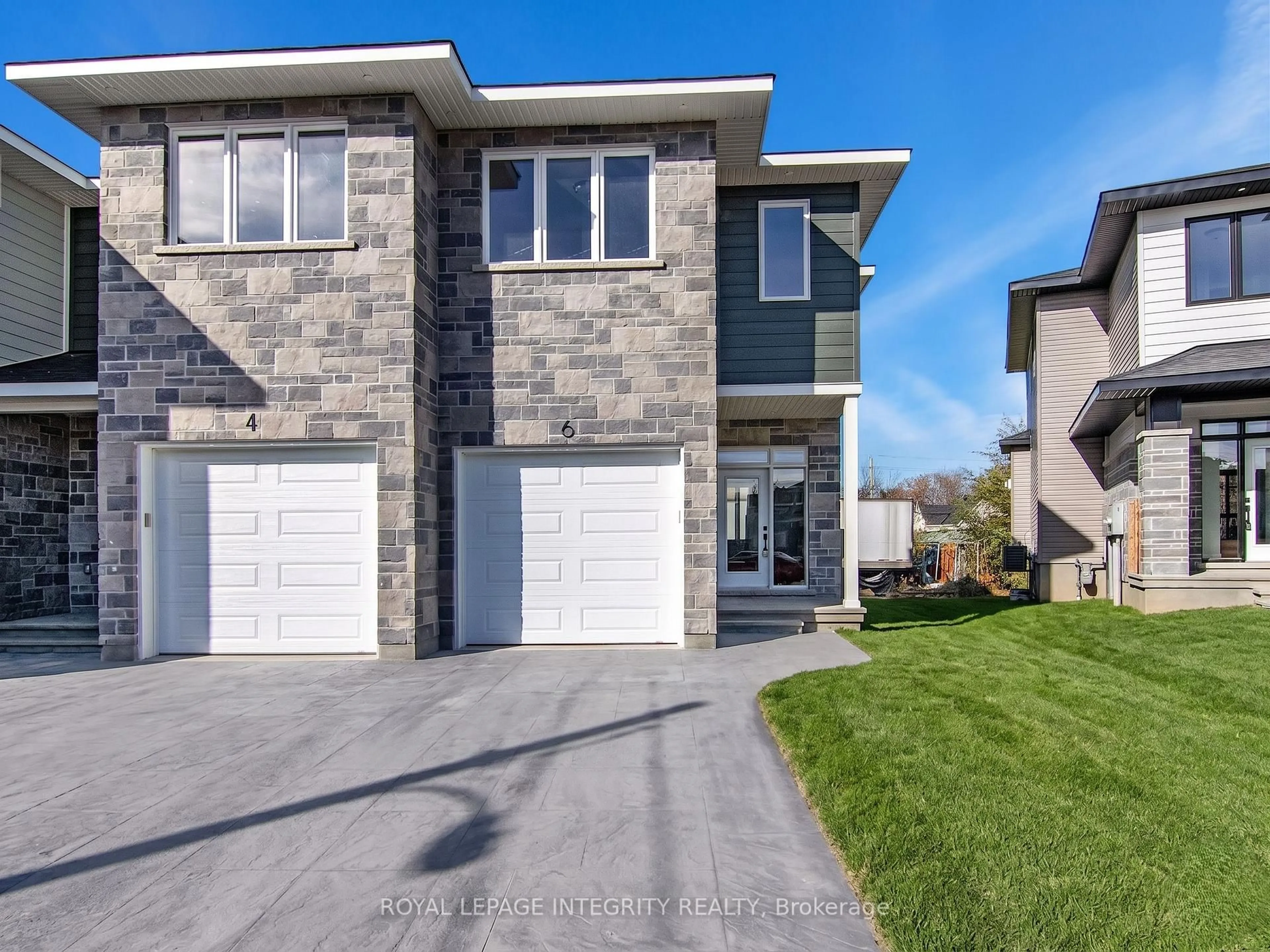 Home with brick exterior material, street for 6 Morrall Crt, Arnprior Ontario K7S 0J4