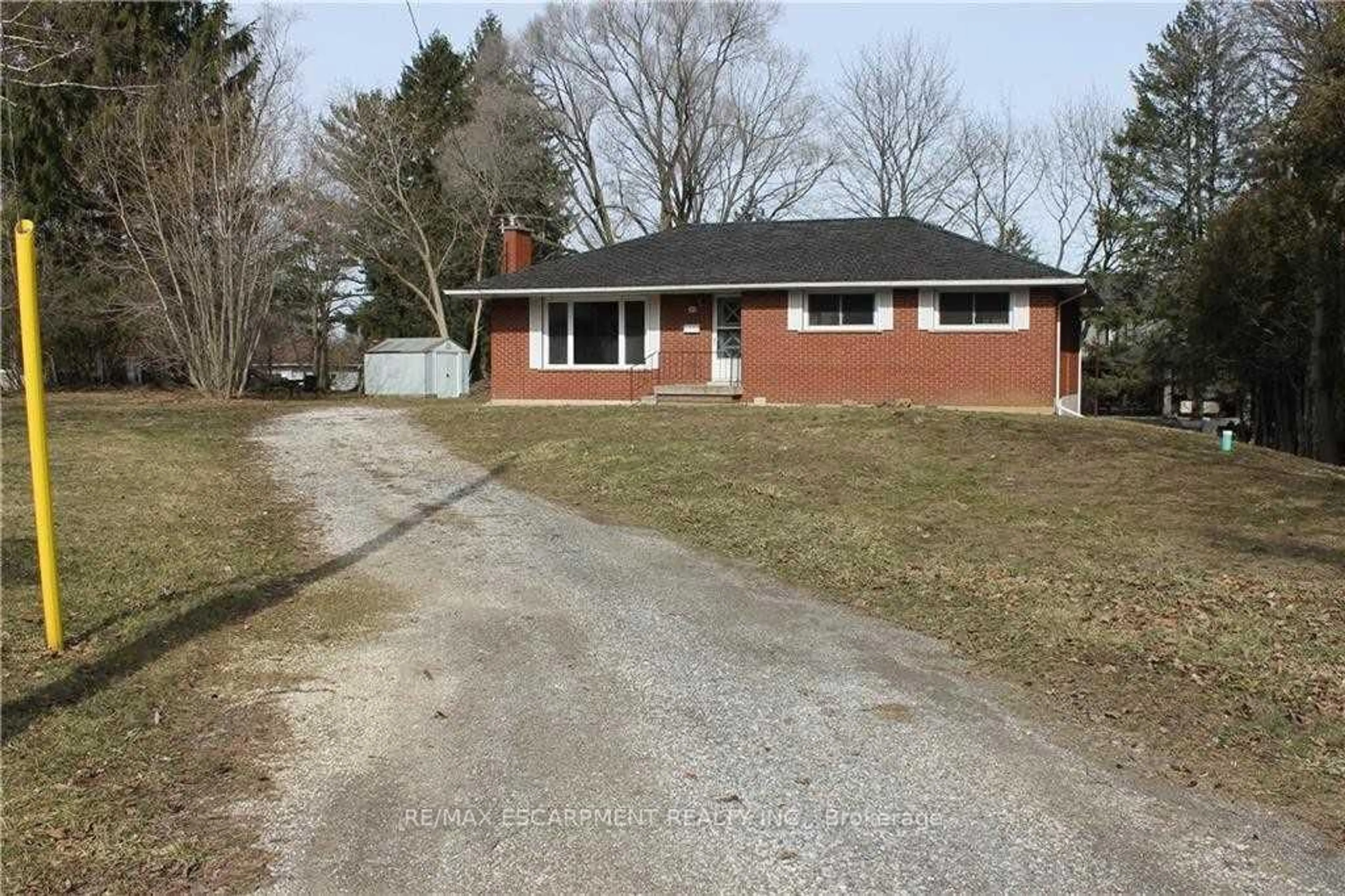 Home with brick exterior material, street for 50 East Crest, Hamilton Ontario L9G 2P2