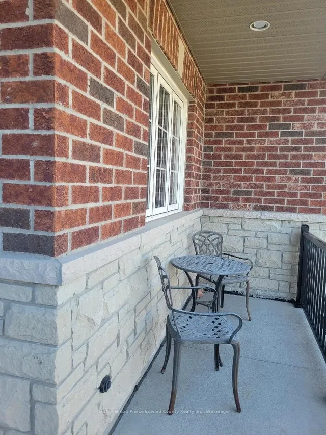 16 Lane Ave #5, Belleville 4