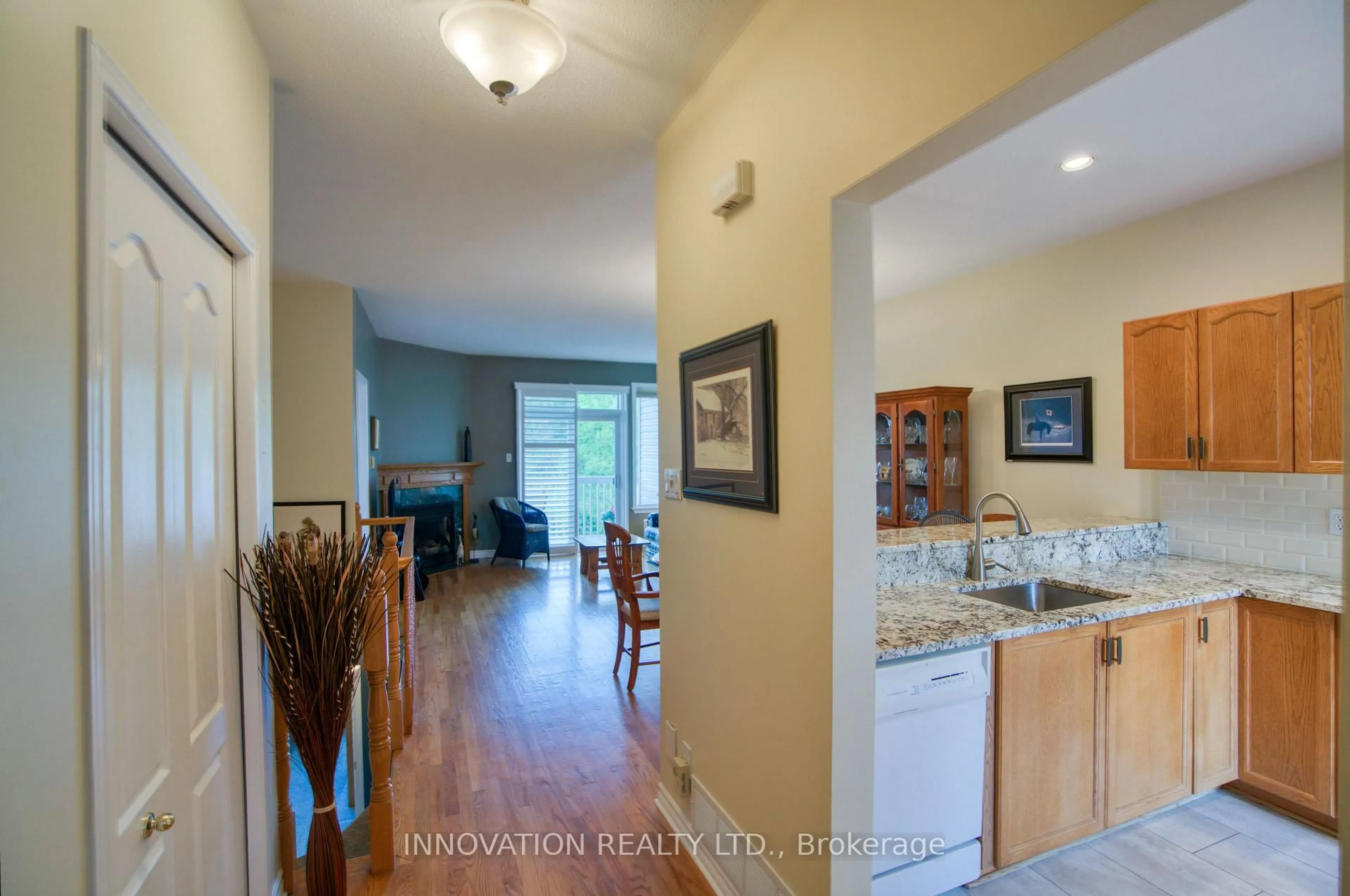Unknown for 27 Eileen Cres, Stittsville Ontario K2S 1X2