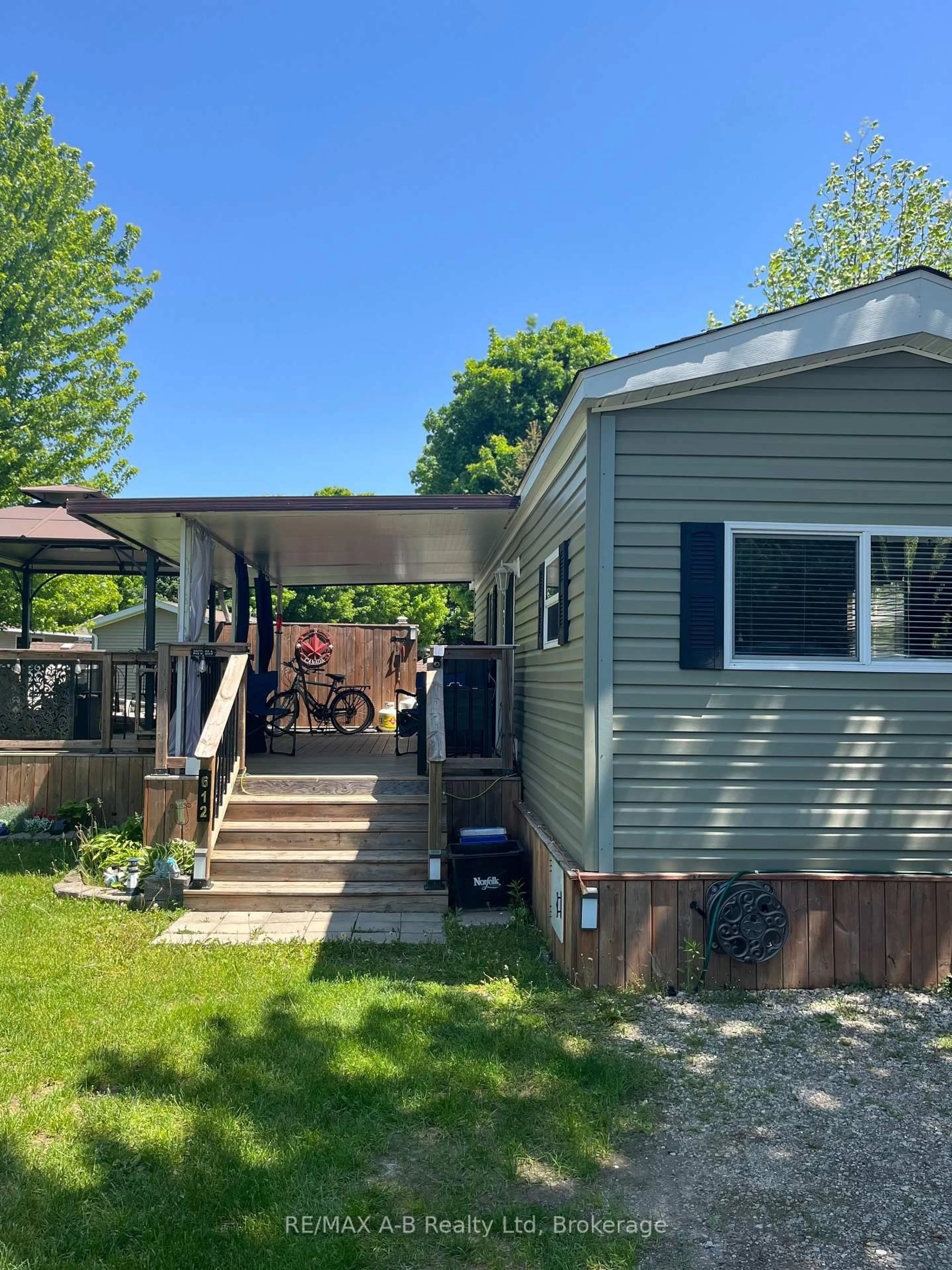 Home with vinyl exterior material, street for 923590 Road 92 Rd #612, Zorra Ontario N0J 1J0