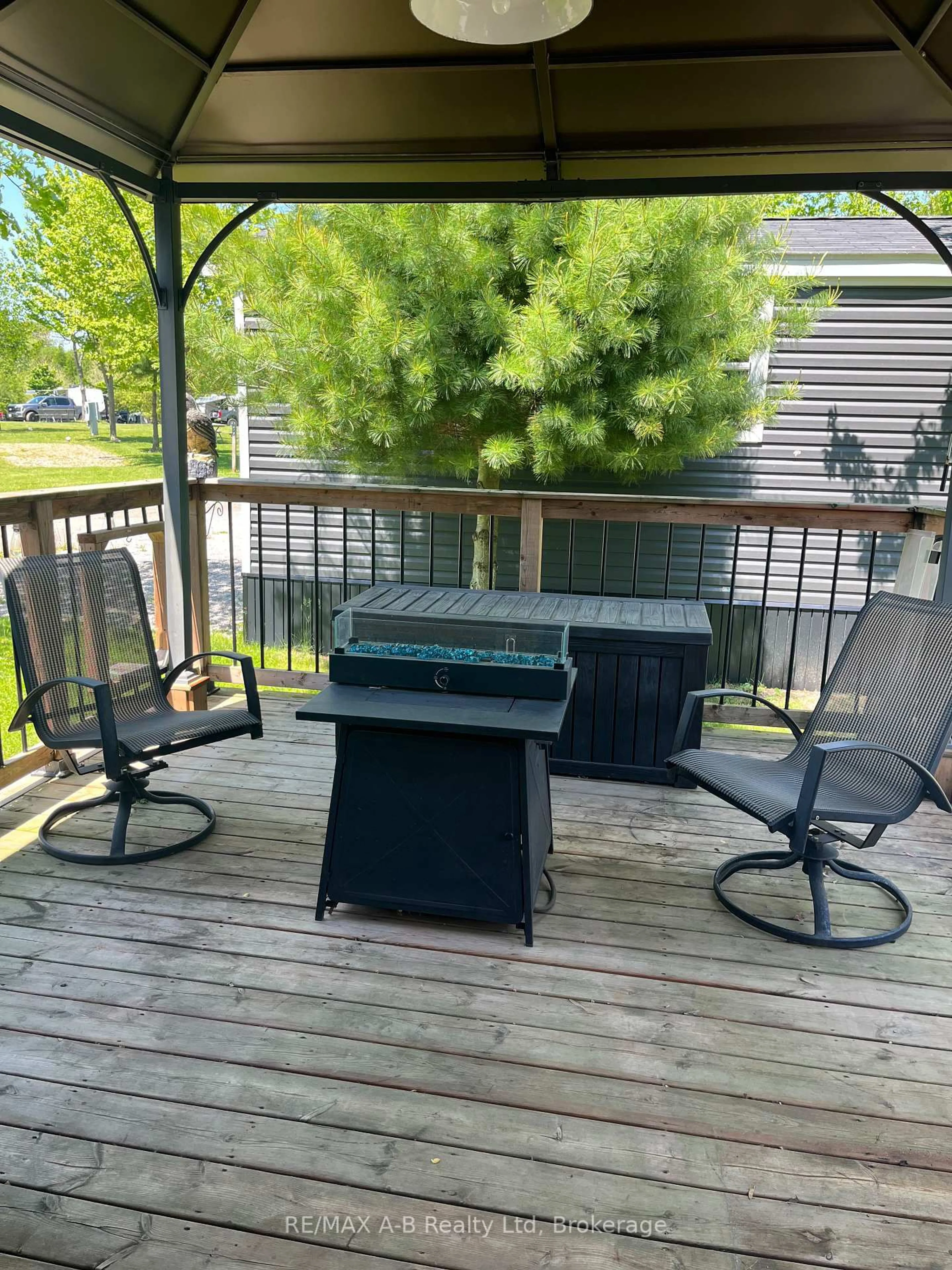 Patio, water/lake/river/ocean view for 923590 Road 92 Rd #612, Zorra Ontario N0J 1J0