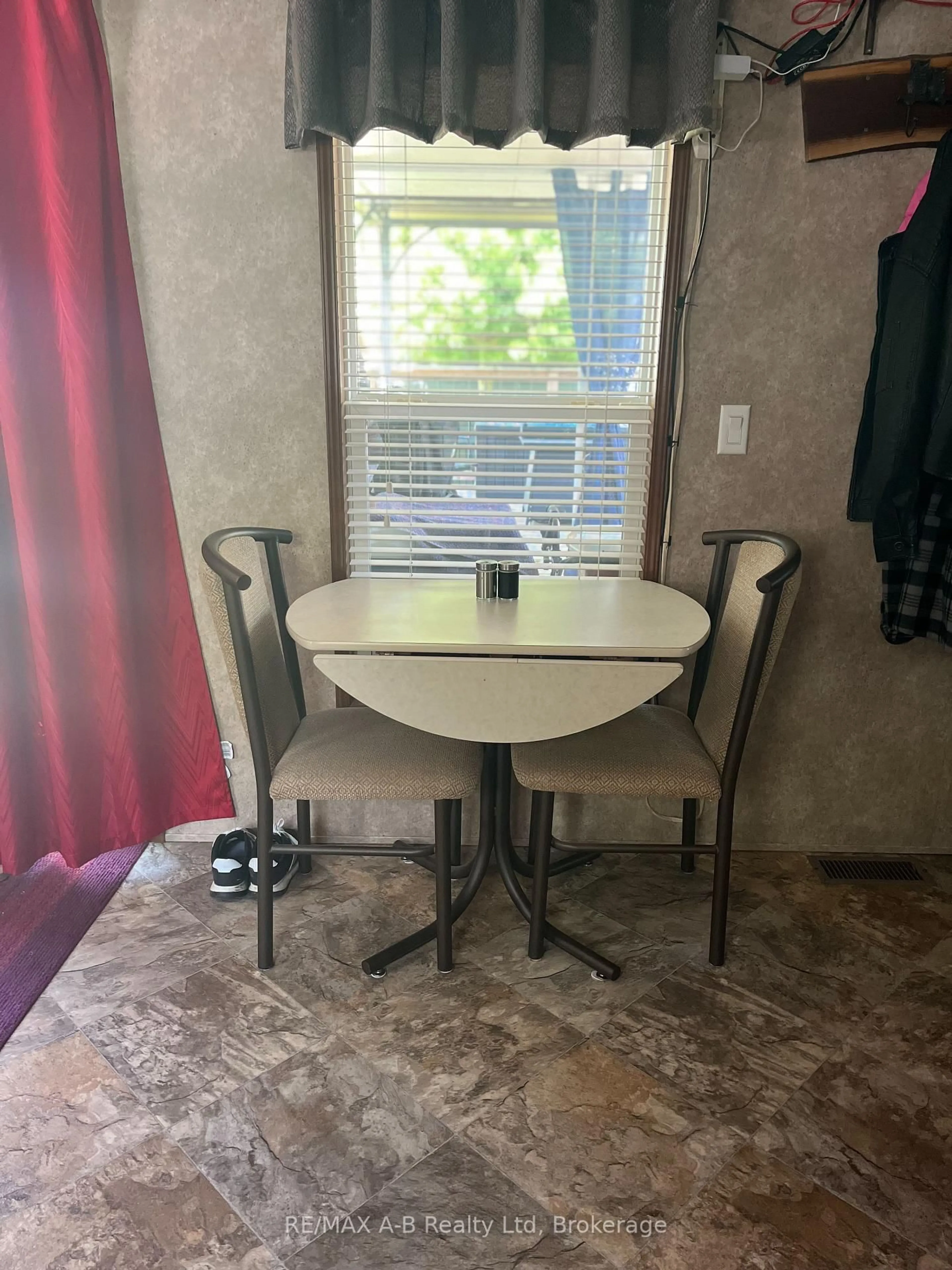 A pic of a room for 923590 Road 92 Rd #612, Zorra Ontario N0J 1J0