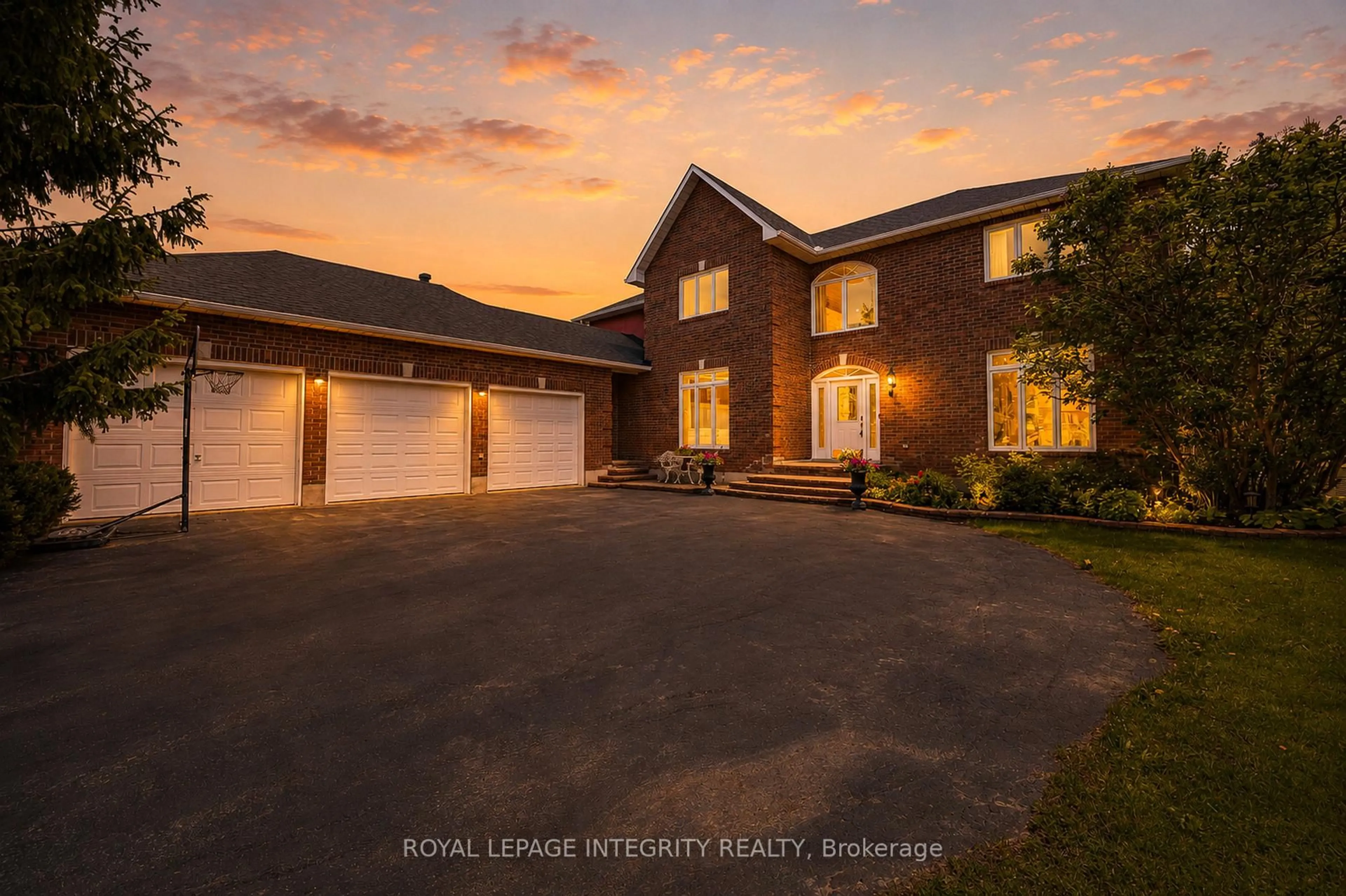 A pic from outside/outdoor area/front of a property/back of a property/a pic from drone, water/lake/river/ocean view for 5589 Carrison Dr, Manotick Ontario K4M 1K7