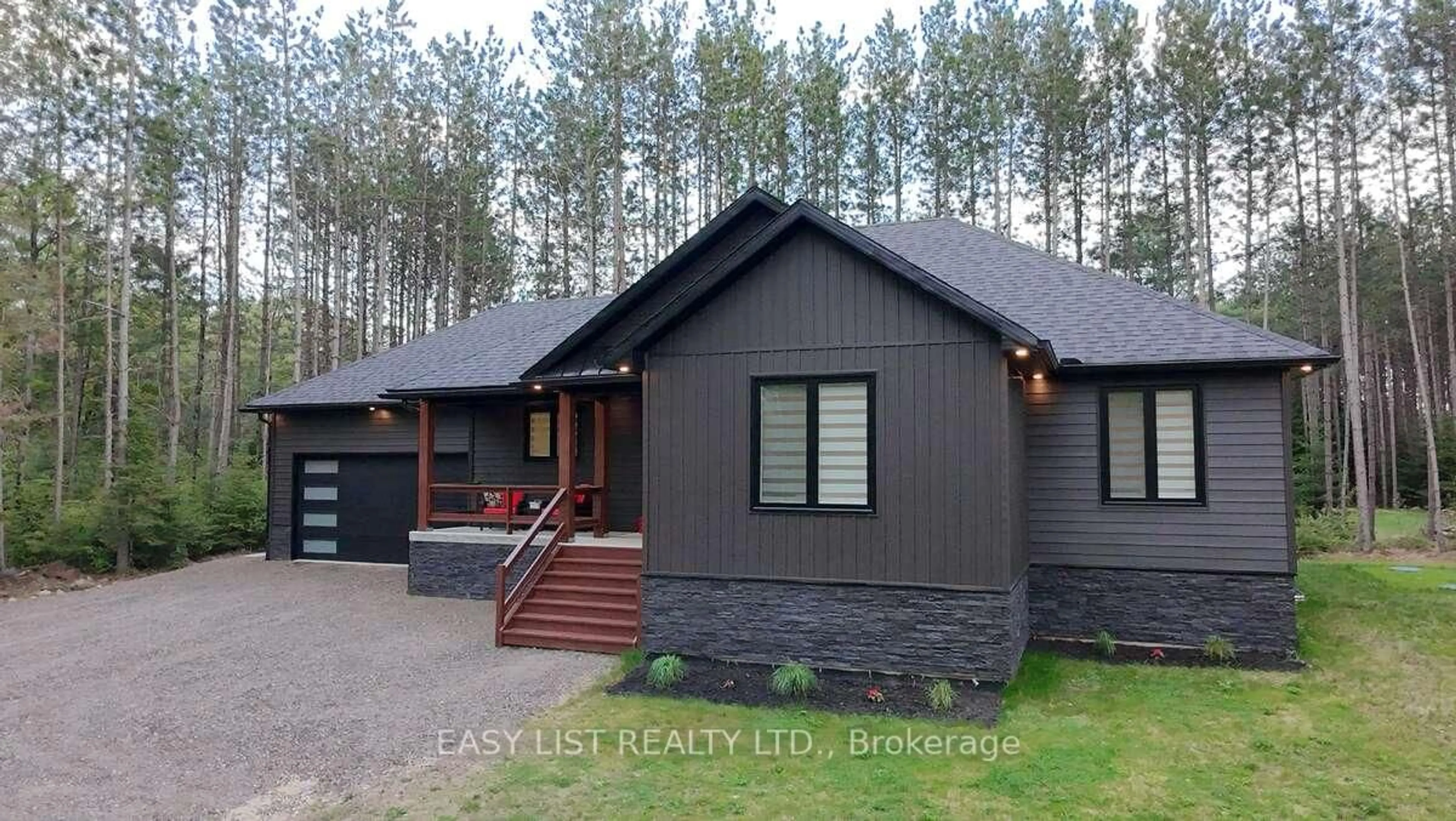 Home with vinyl exterior material, unknown for 23350 C Highway 62, Bancroft Ontario K0L 2L0