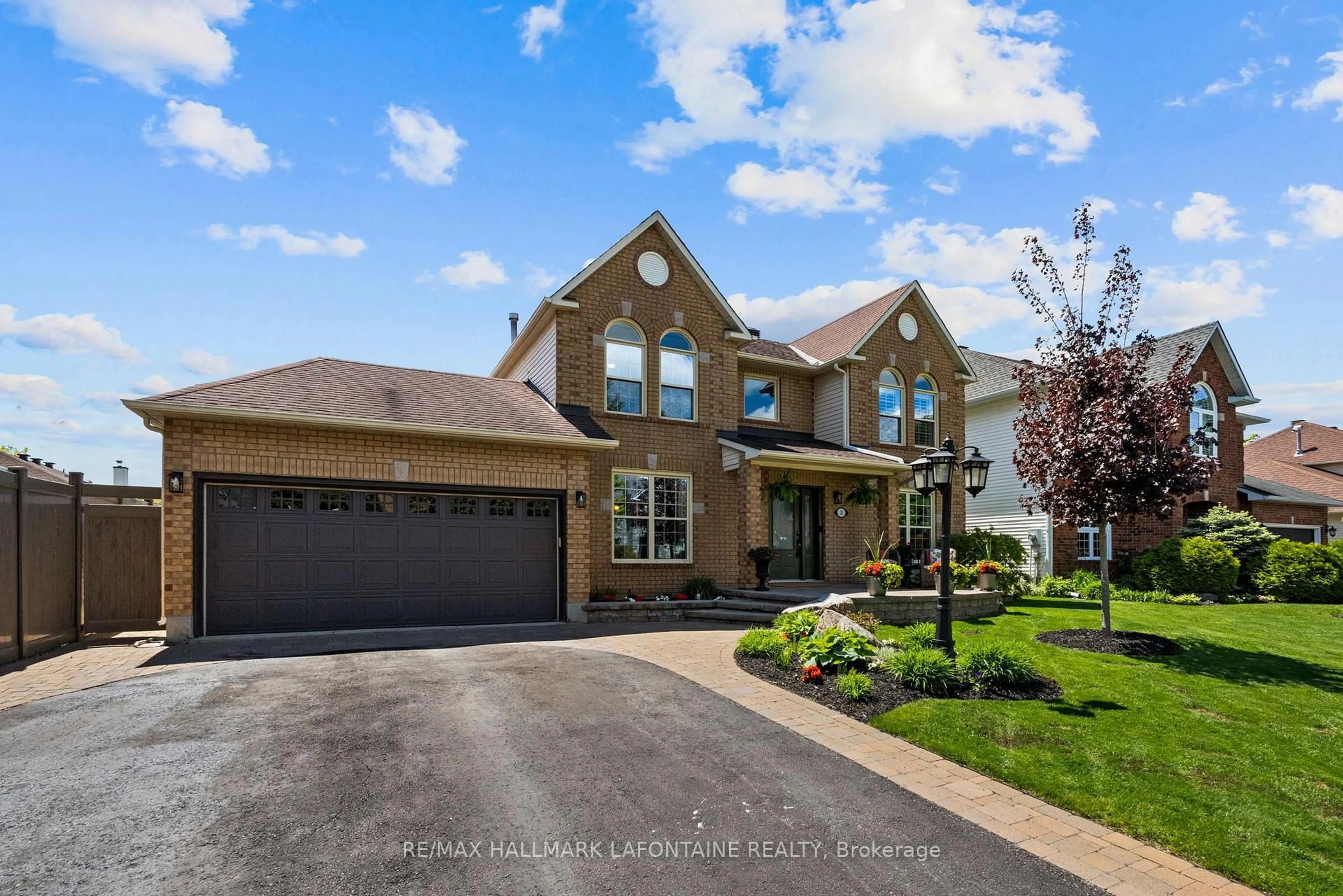 Home with brick exterior material, street for 8 Steventon Cres, Stittsville Ontario K2S 1G9