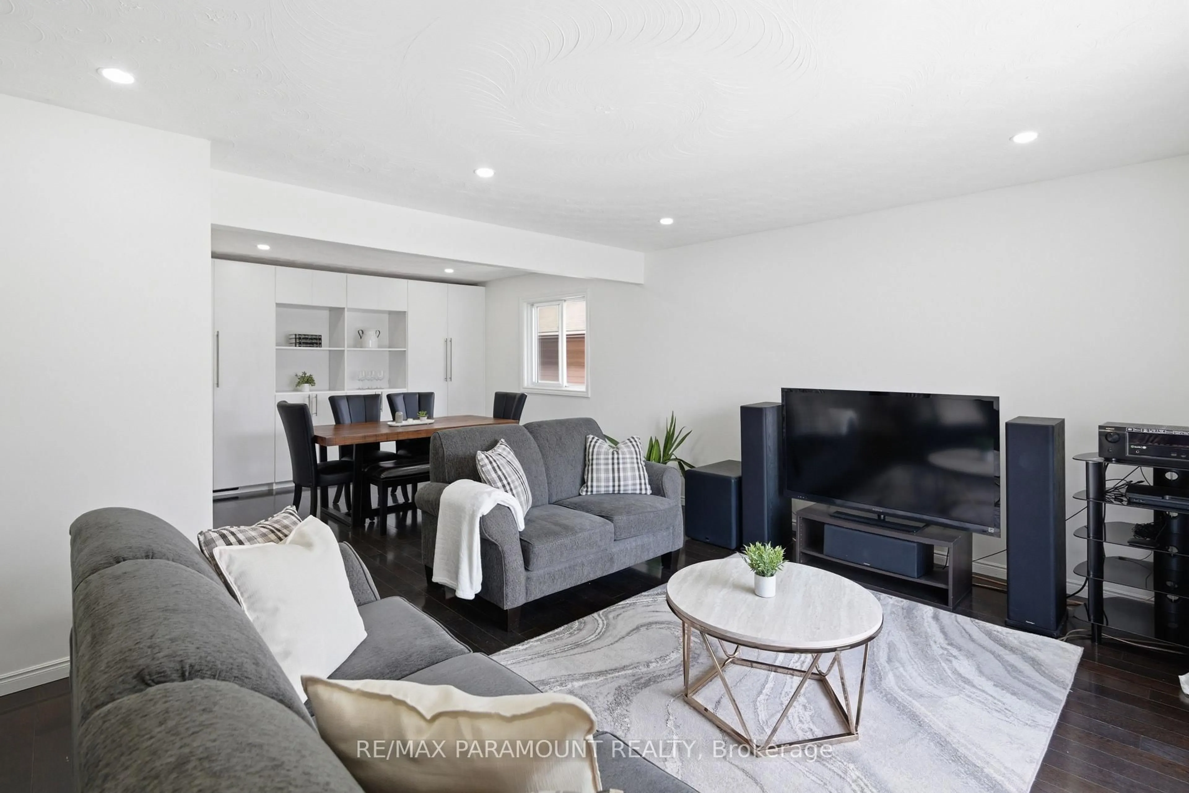 Living room with furniture, unknown for 1262 Upper Gage Ave, Hamilton Ontario L8W 1E4