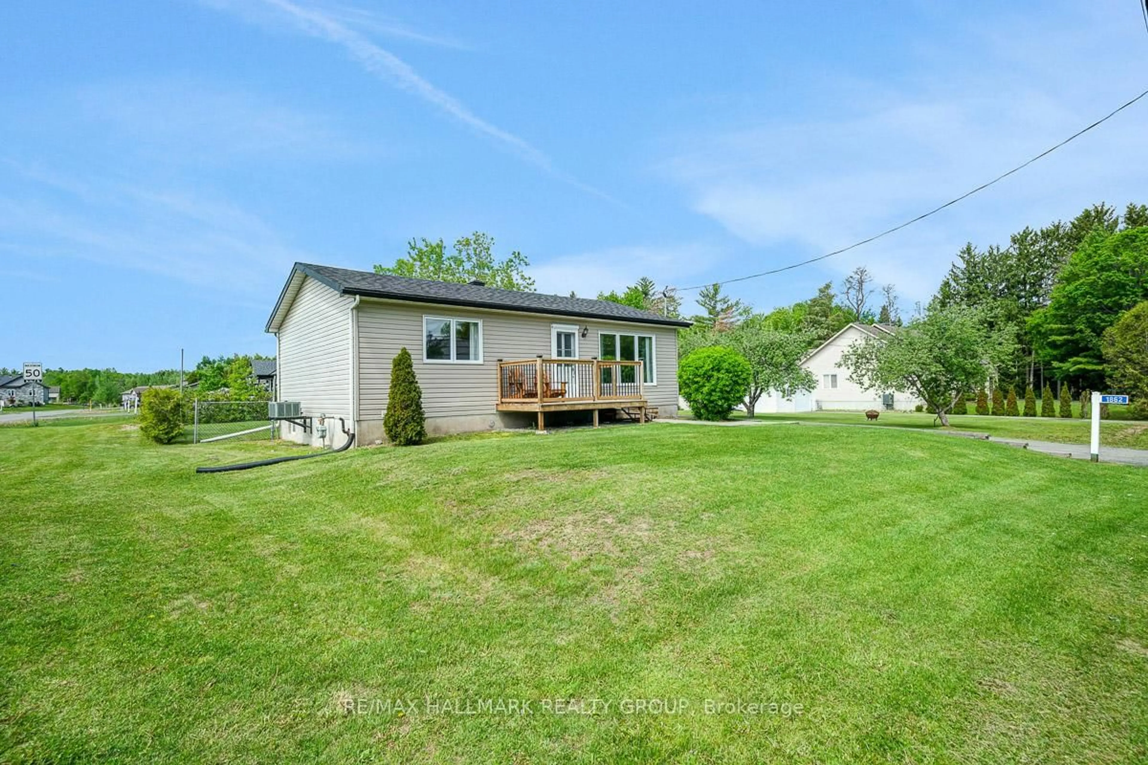 A pic from outside/outdoor area/front of a property/back of a property/a pic from drone, water/lake/river/ocean view for 1862 Landry Rd, Clarence-Rockland Ontario K0A 1N0