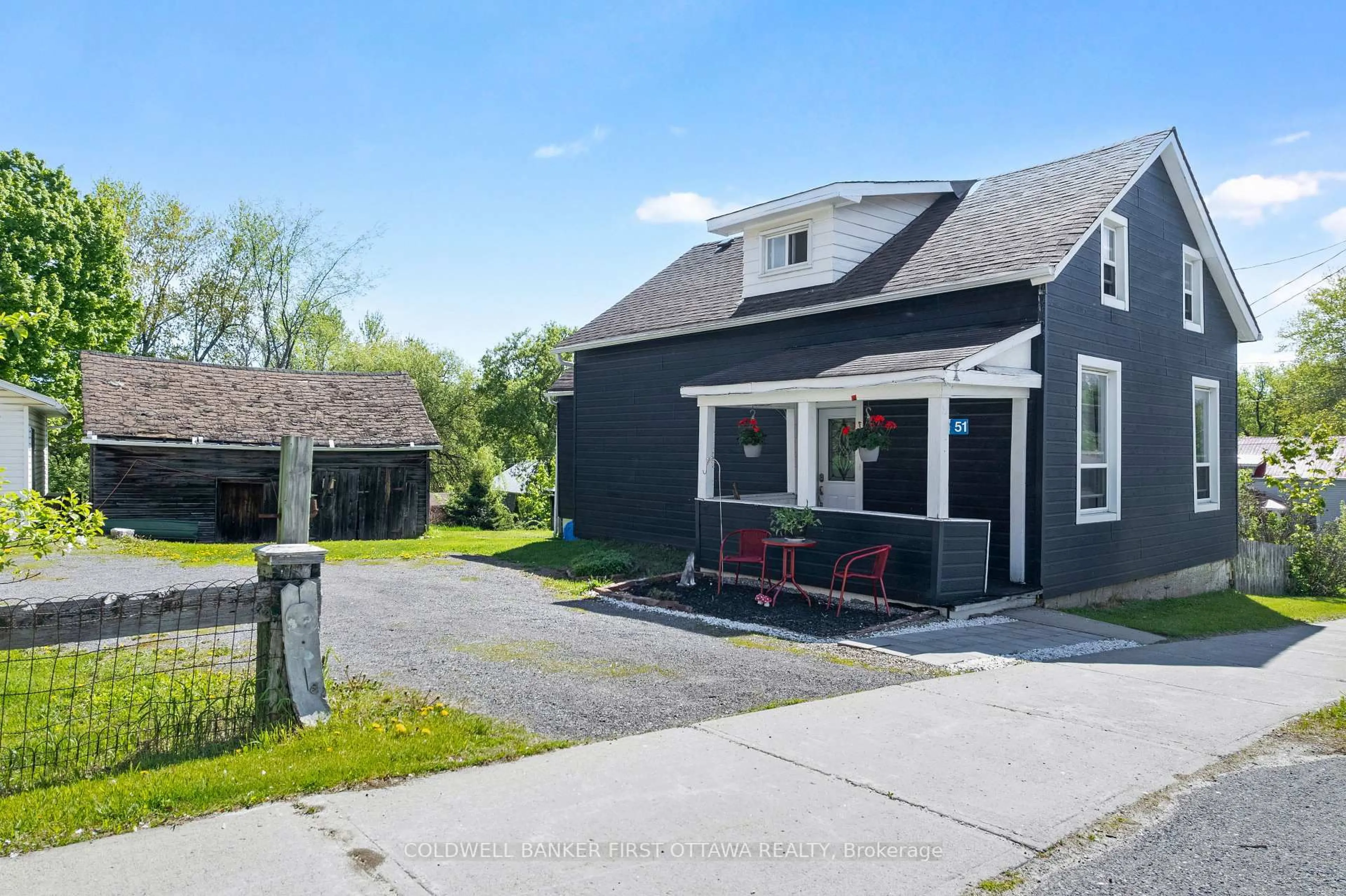 A pic from outside/outdoor area/front of a property/back of a property/a pic from drone, street for 51 George St, Lanark Ontario K0G 1K0