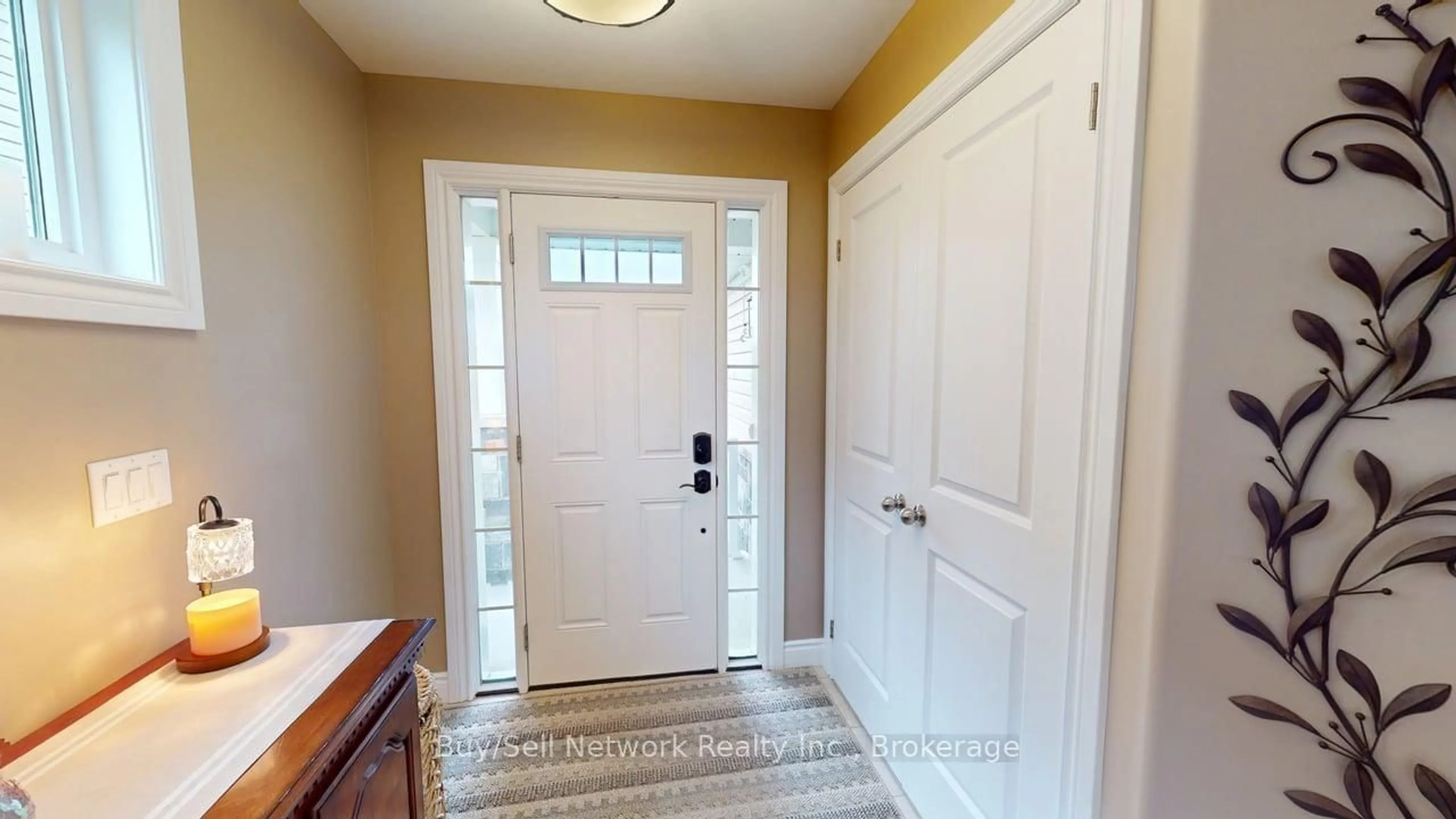 Indoor entryway for 12 Summer Lane, Peterborough Ontario K9L 0G4