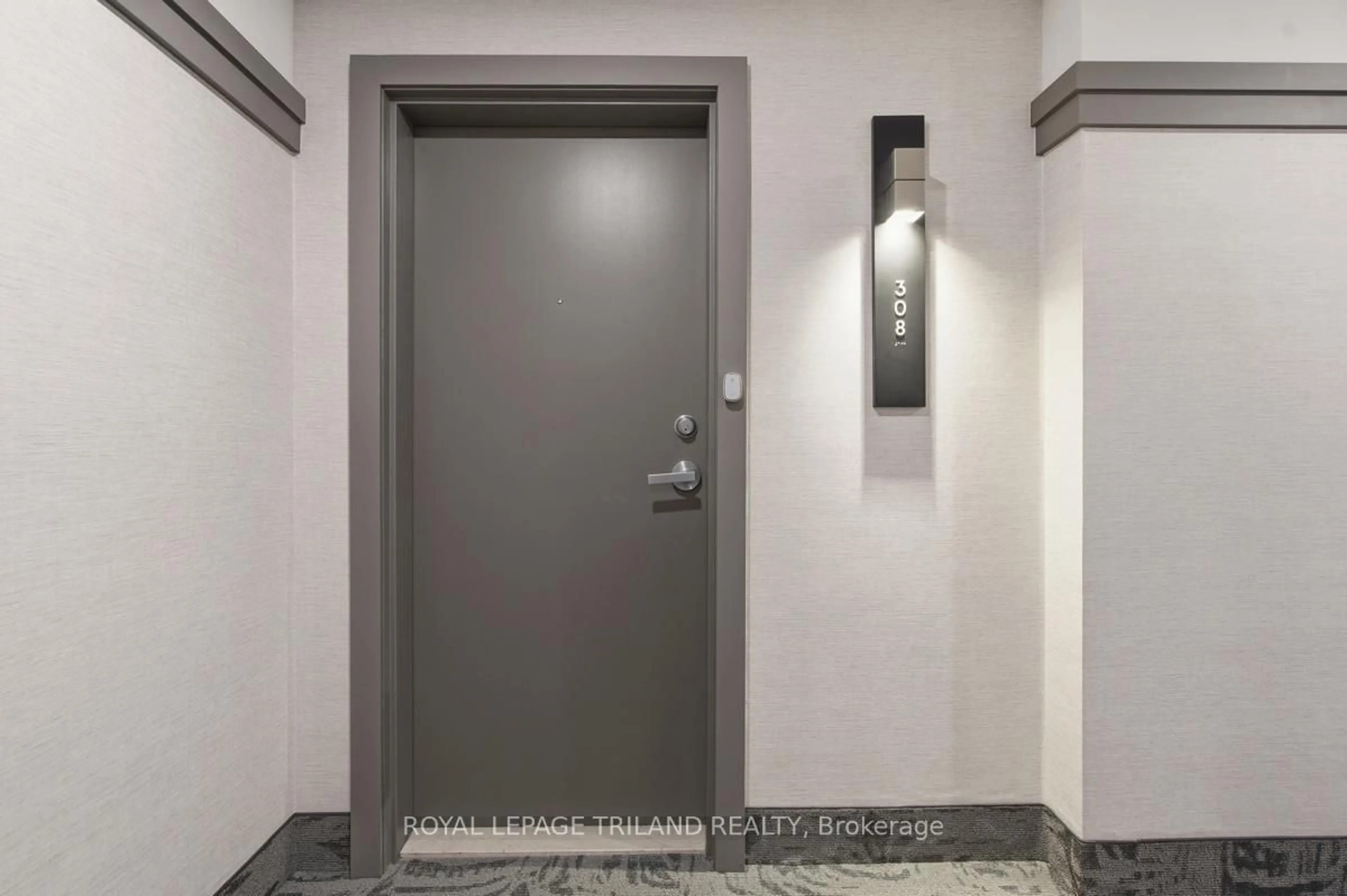 Unknown for 600 Talbot St #308, London East Ontario N6A 5L9