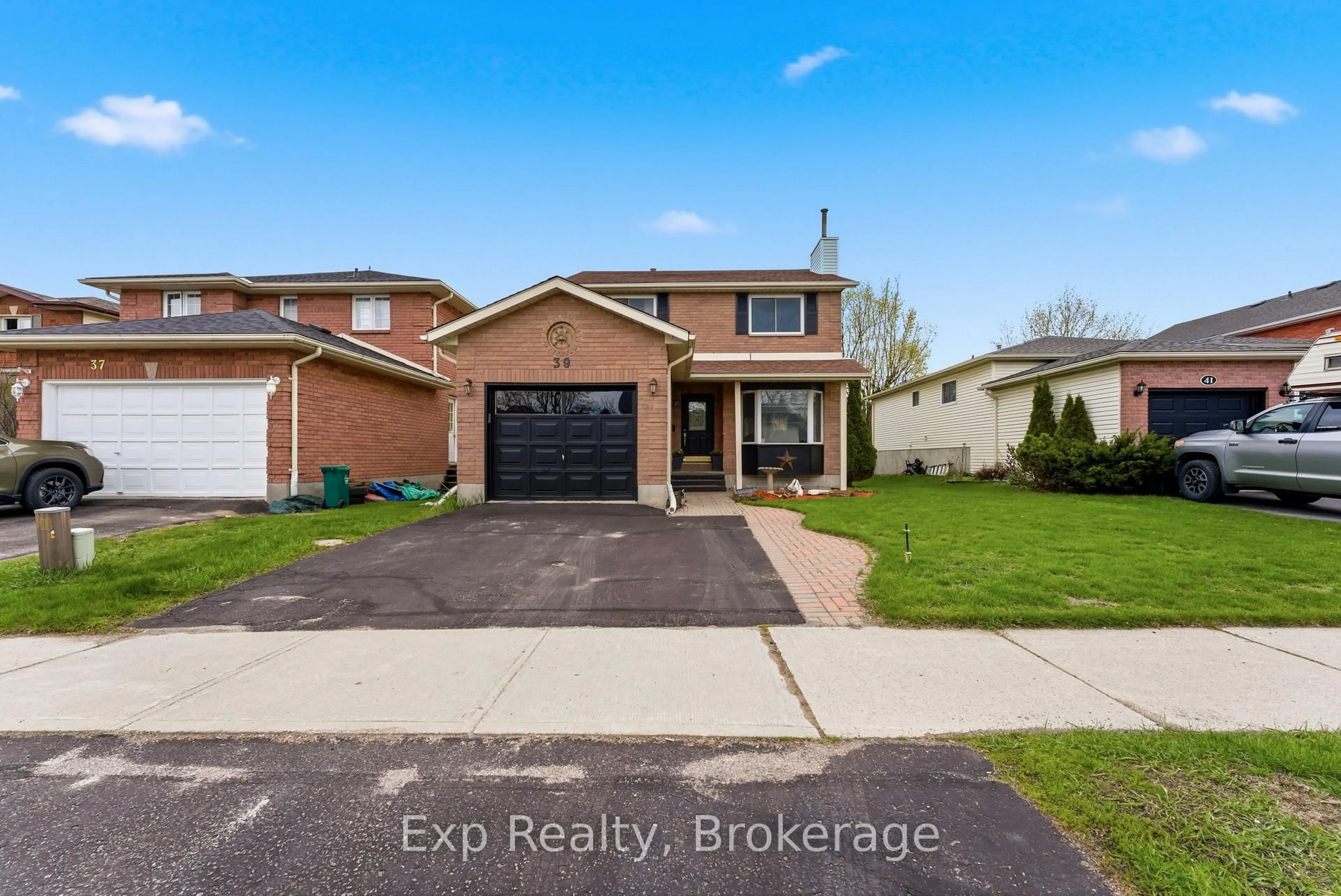 Home with brick exterior material, street for 39 Sherwood Cres, Belleville Ontario K8P 5G2