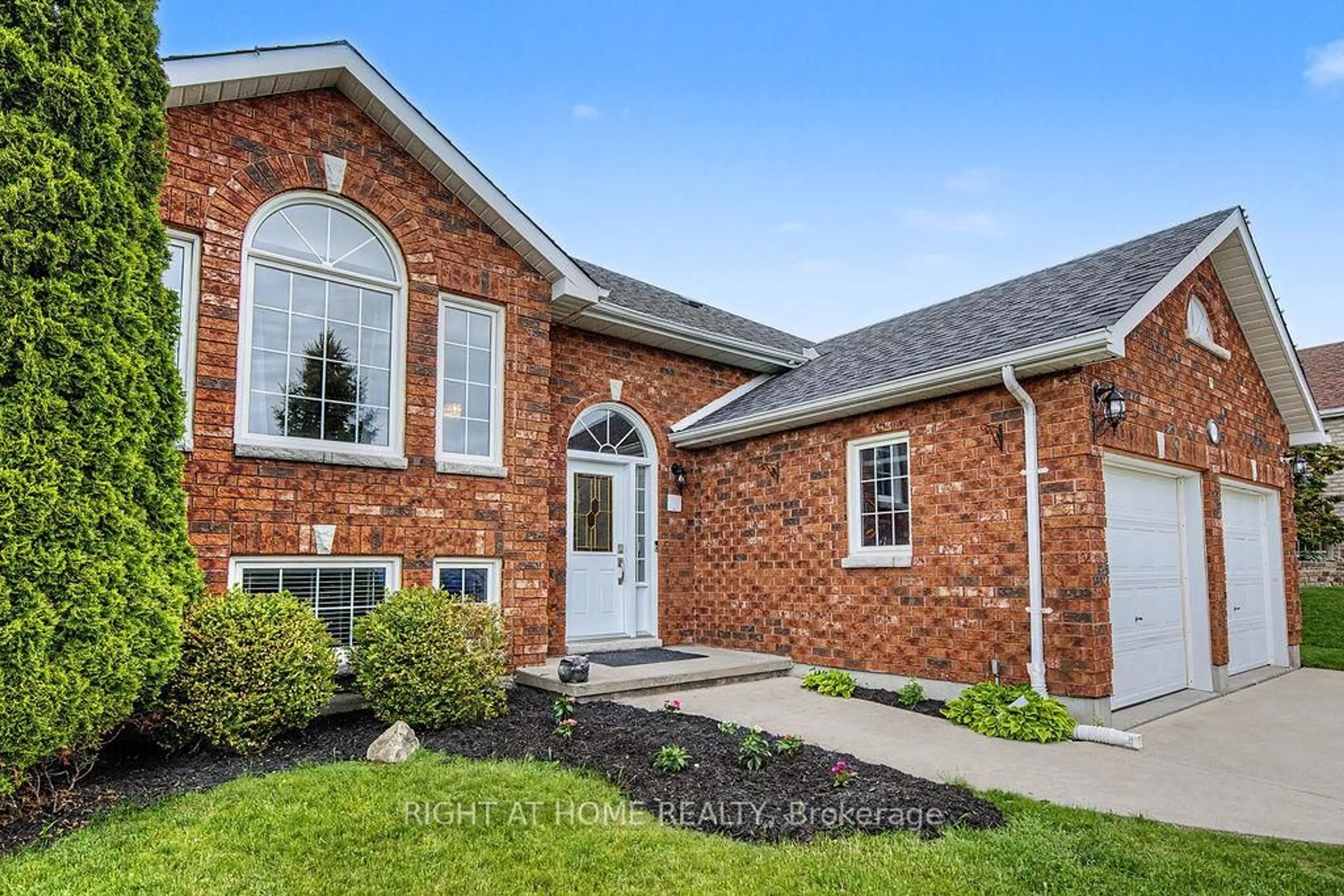 Home with brick exterior material, street for 270 Ivey Cres, Cobourg Ontario K9A 5S4