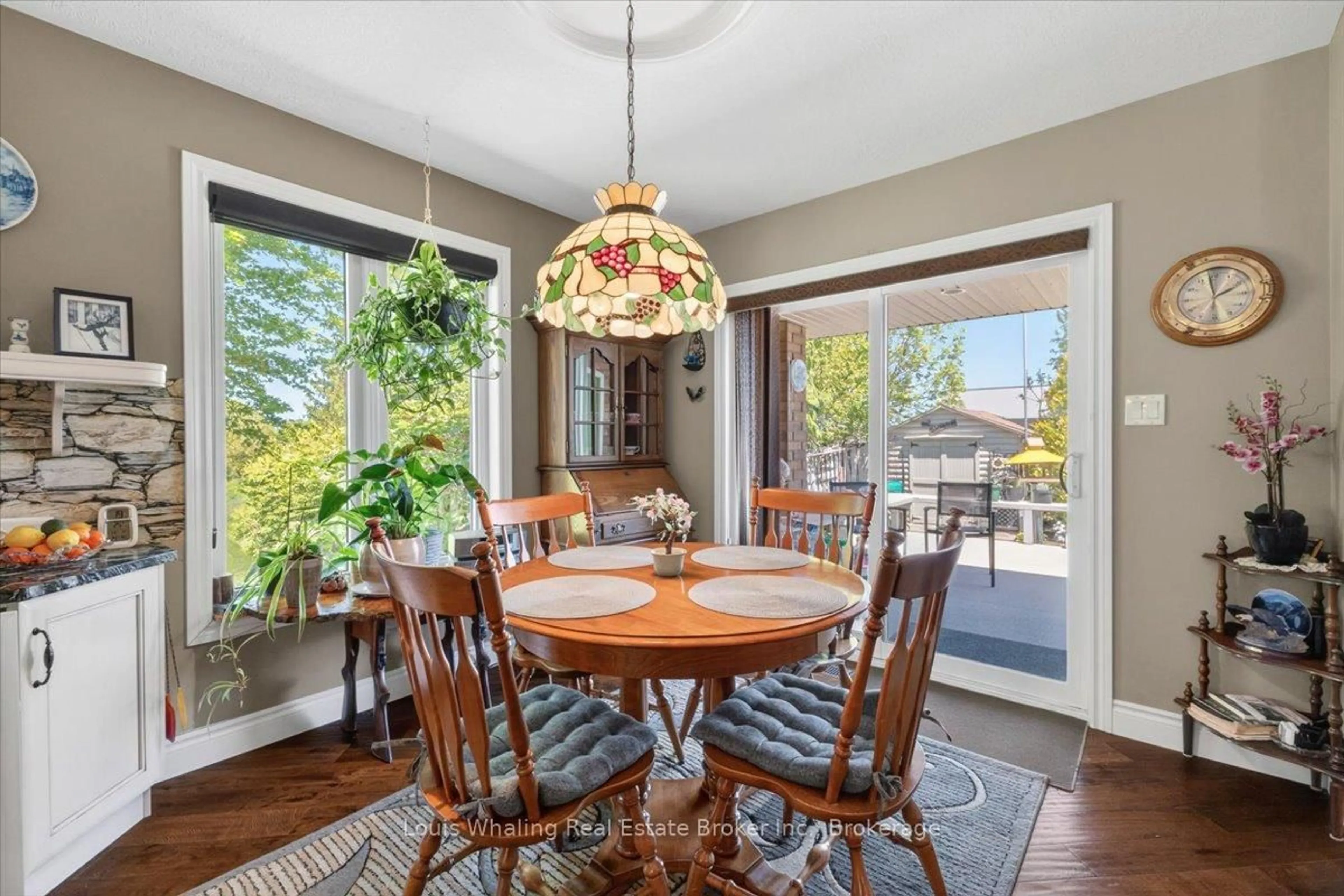 Dining room, unknown for 113 B 13th Ave, Hanover Ontario N4N 3V1