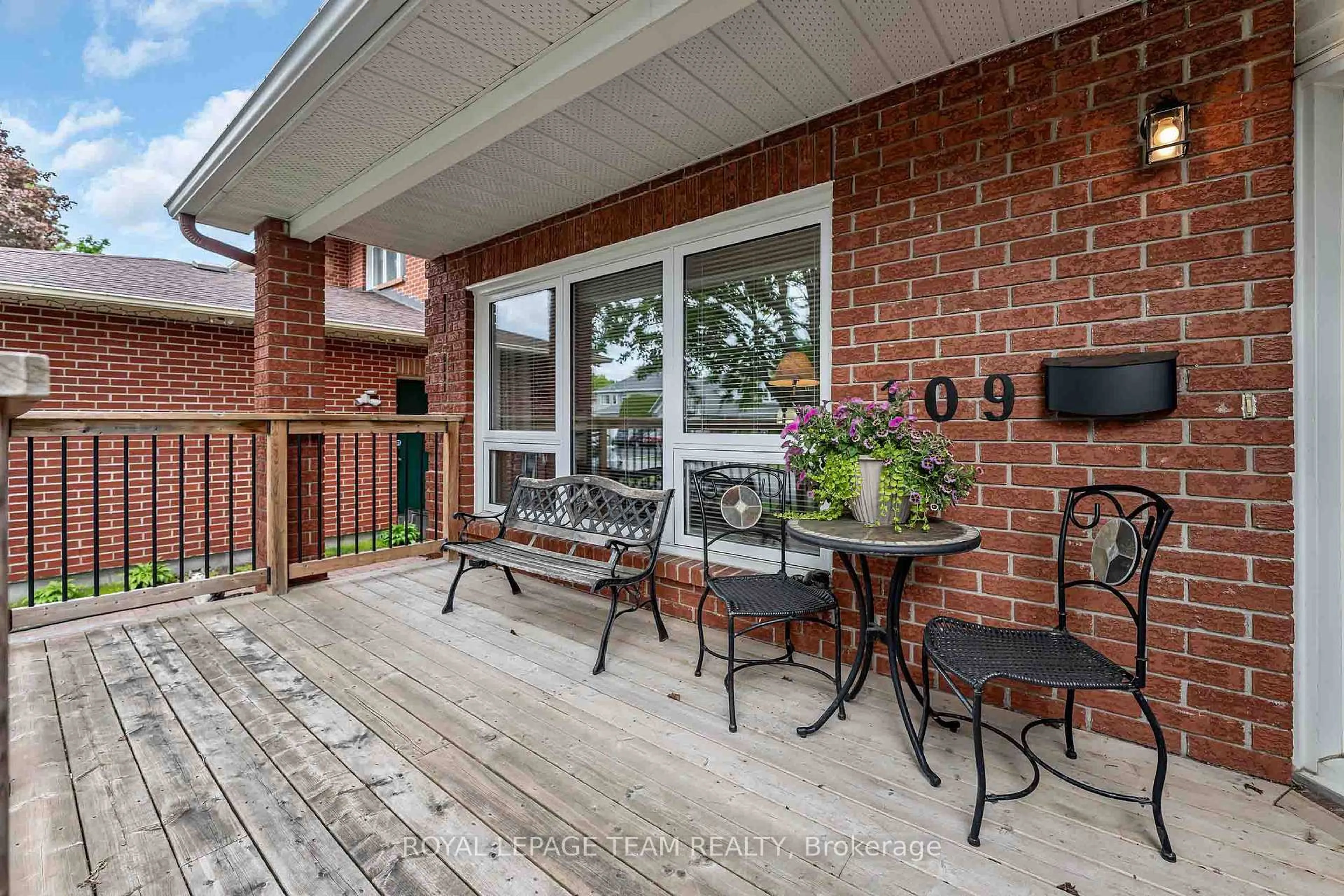 Patio, unknown for 109 Belleview Dr, Kanata Ontario K2L 3H2
