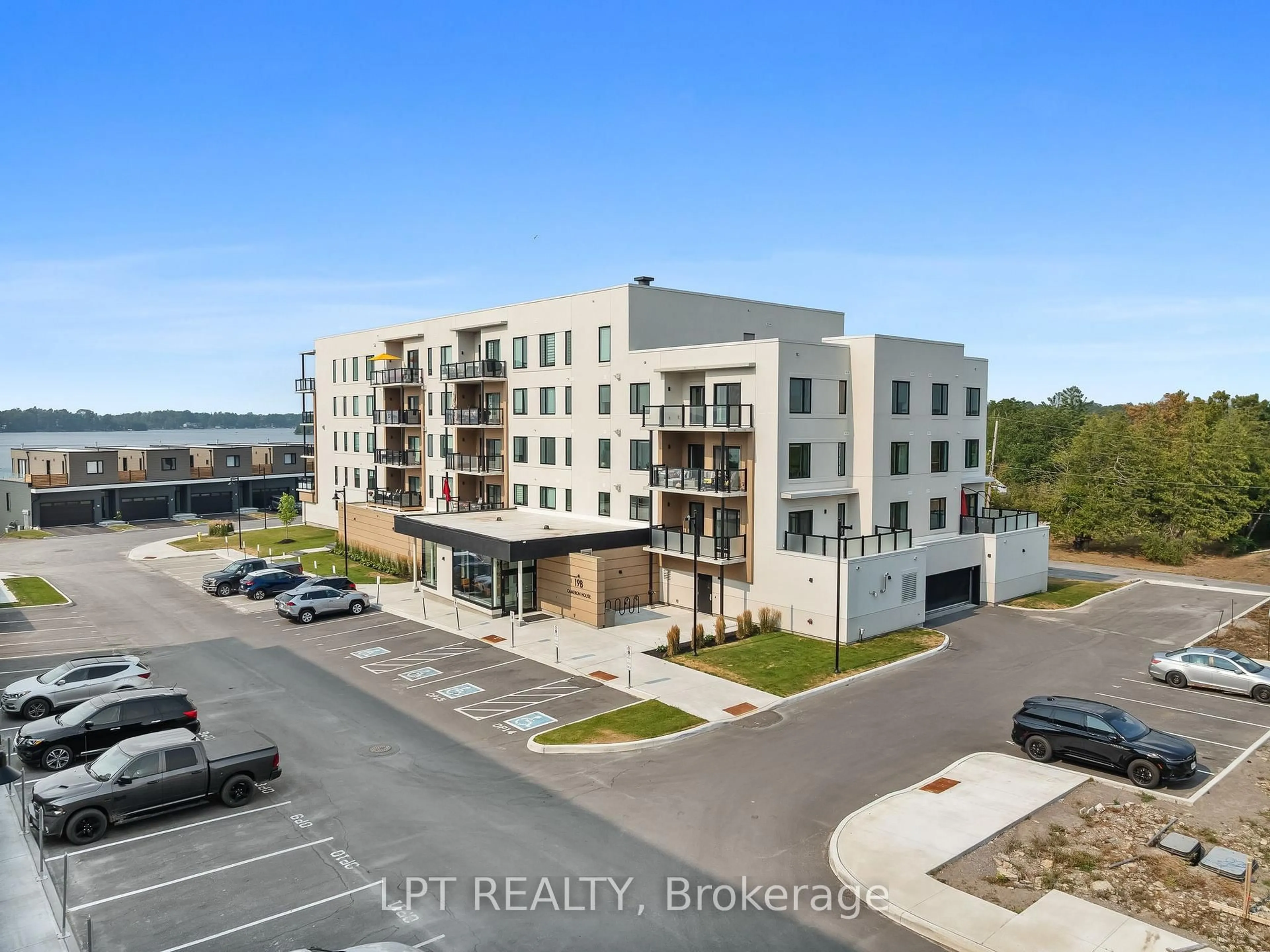 A pic from outside/outdoor area/front of a property/back of a property/a pic from drone, building for 19B West St #402, Kawartha Lakes Ontario K0M 1N0