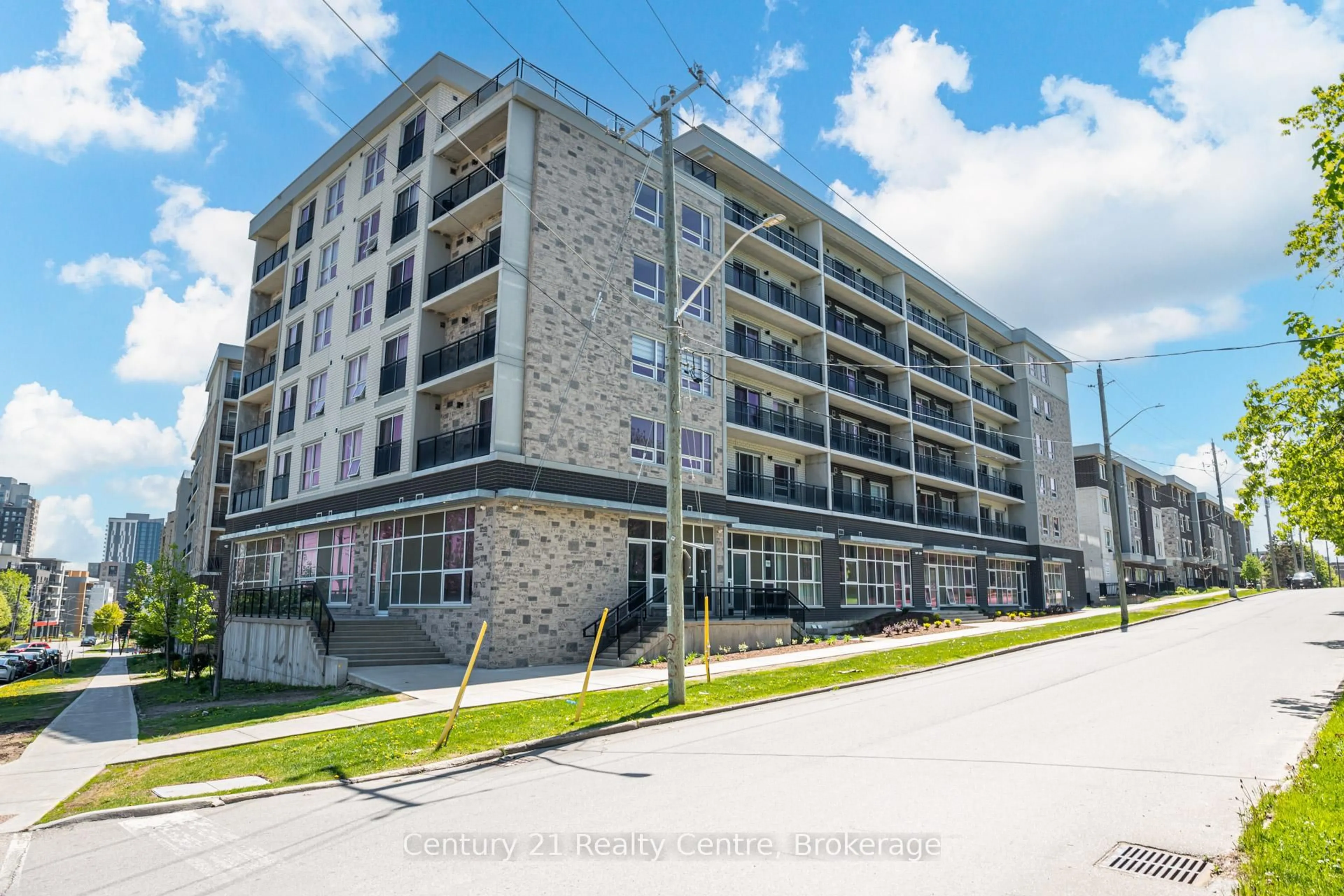 Unknown for 275 Larch St #F 103, Waterloo Ontario N2L 3R2