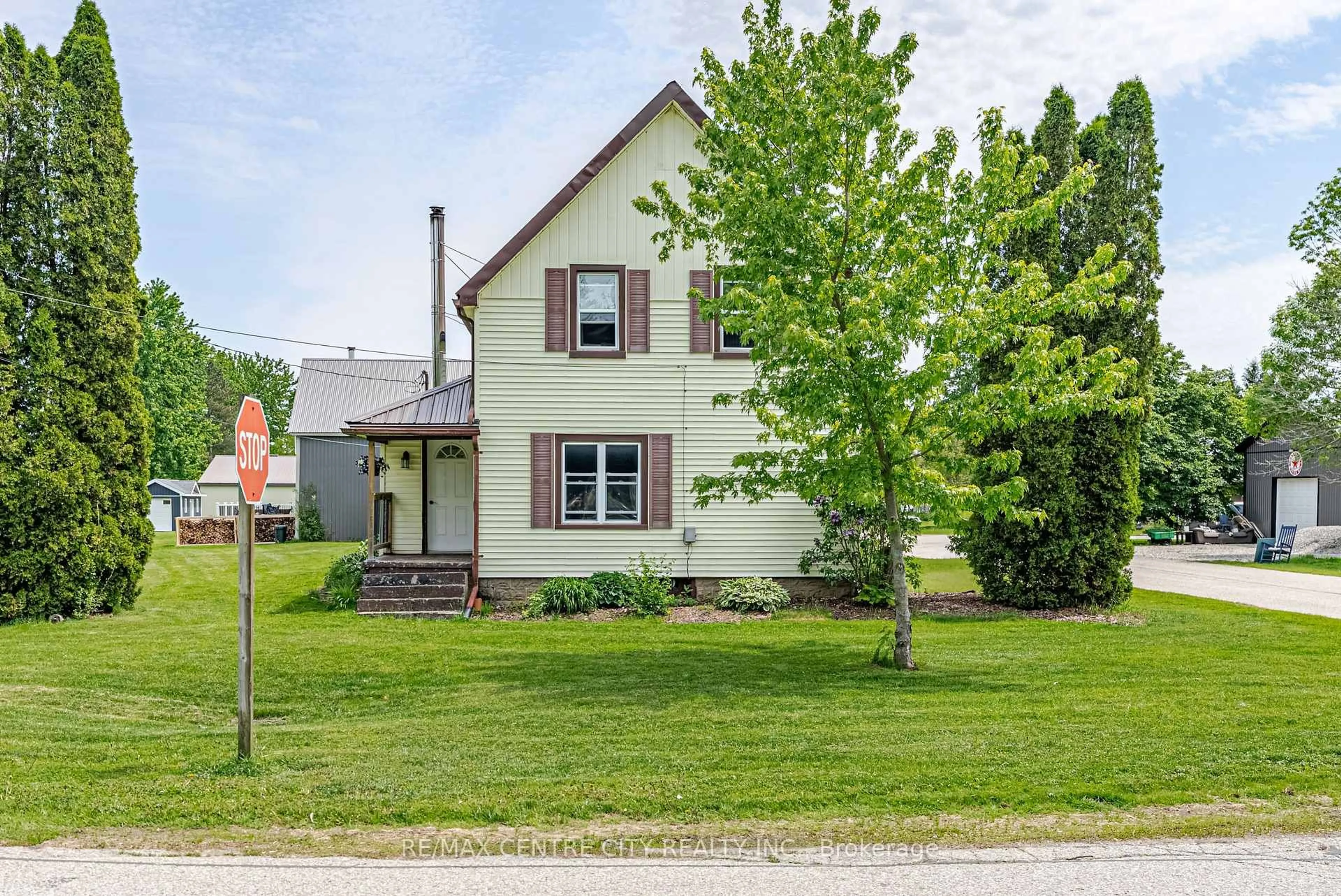 Unknown for 11812 Superior St, Malahide Ontario N0L 2J0