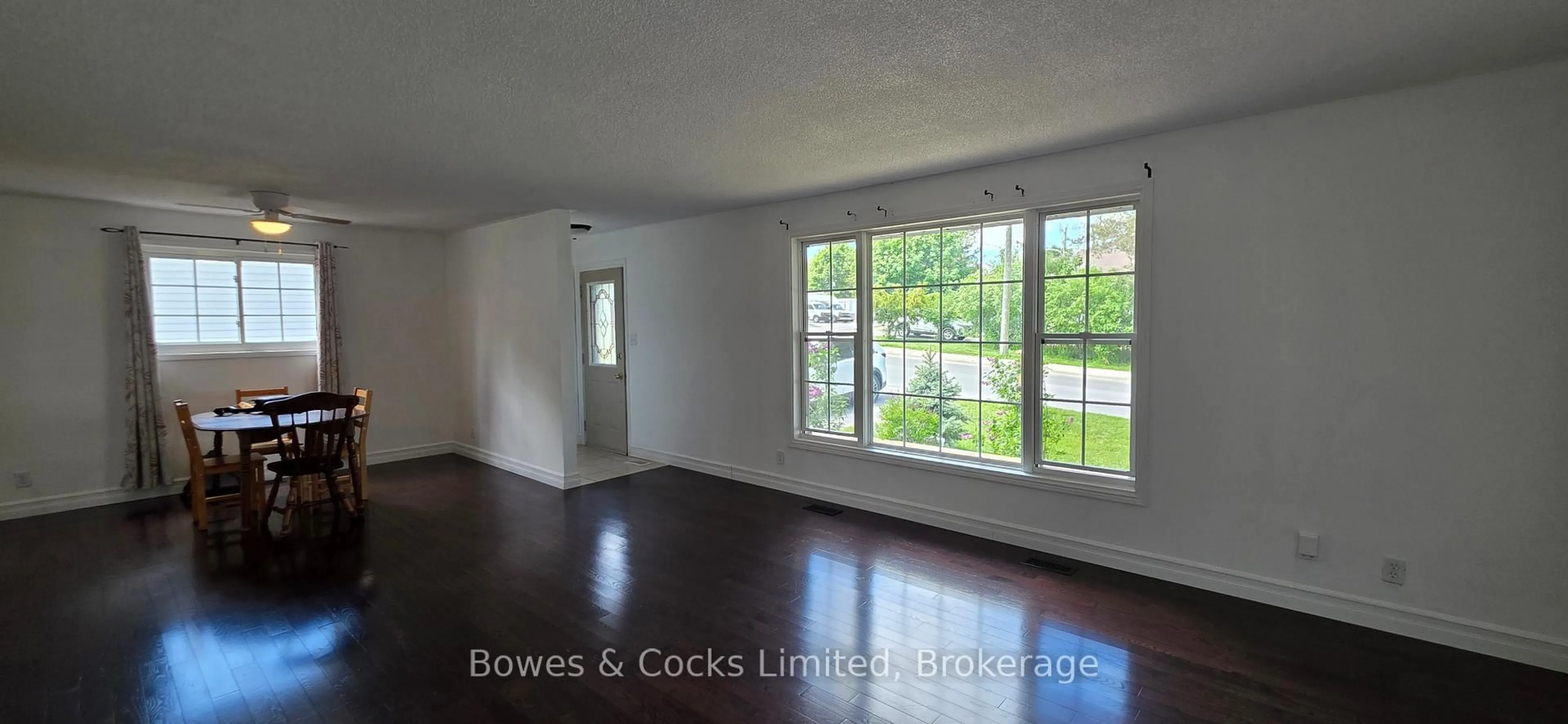A pic of a room for 75 North Park Gdns, Belleville Ontario K8P 2M4