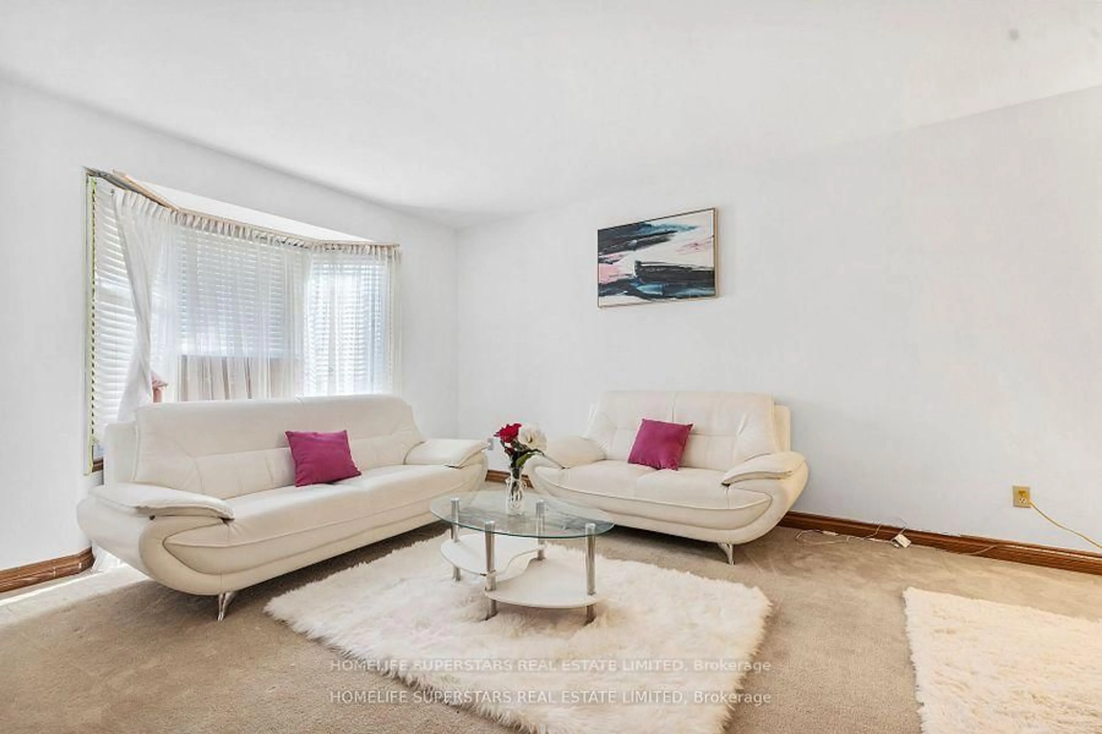 Living room with furniture, unknown for 1565 Hastings Dr, London North Ontario N5X 3C5