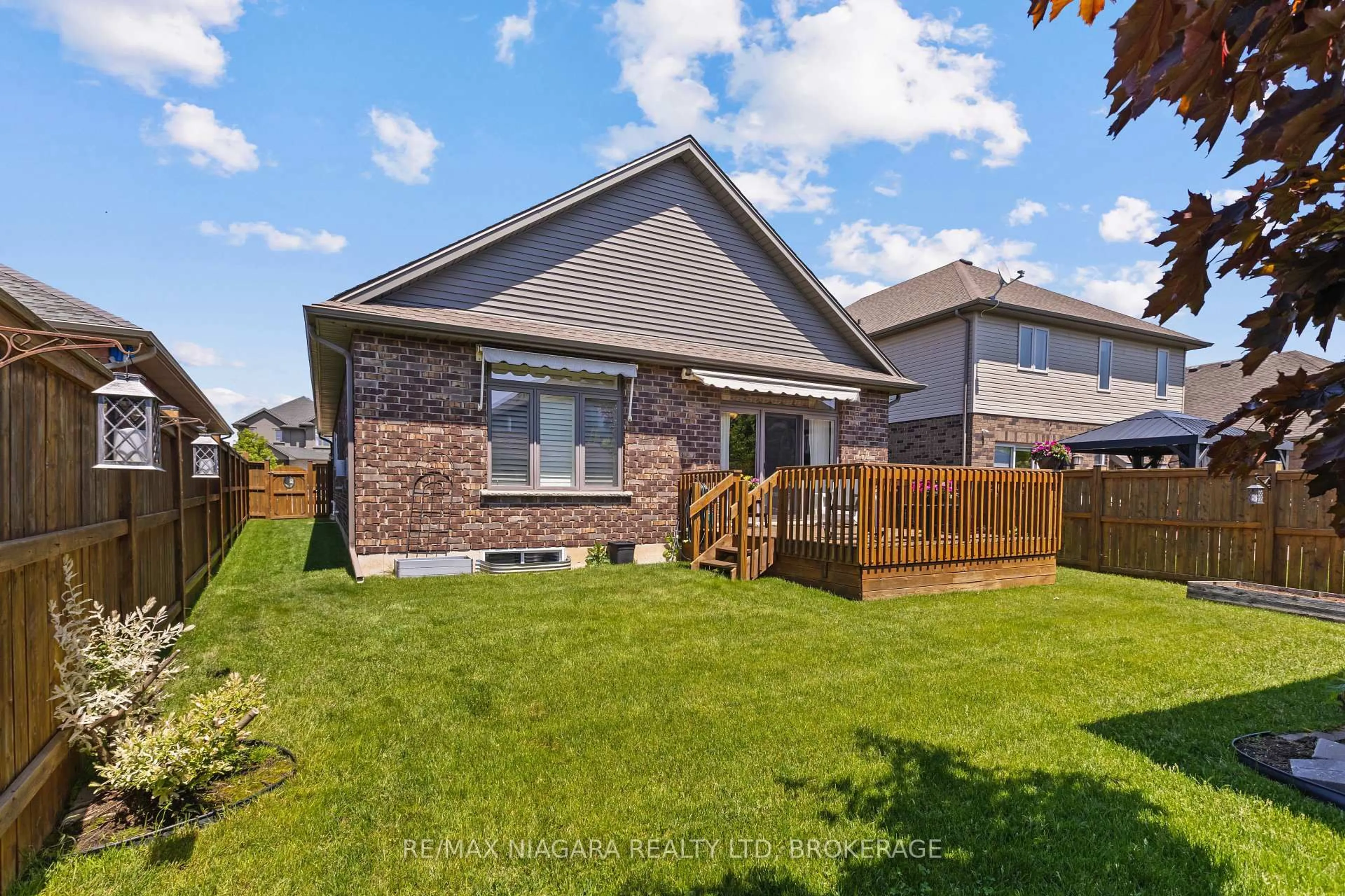 Home with brick exterior material, street for 83 Gaiser Rd, Welland Ontario L3C 0B5