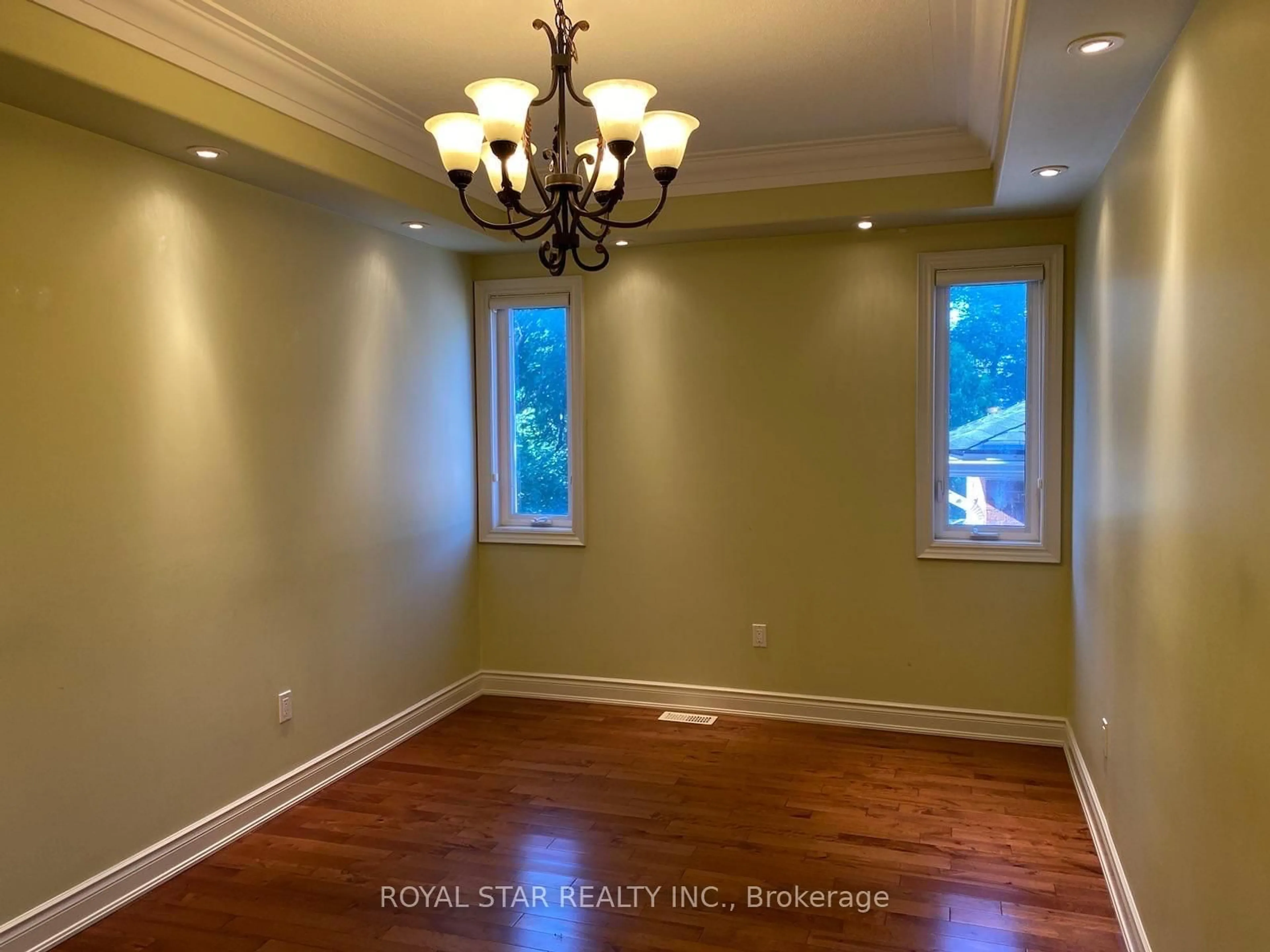 A pic of a room for 32 Mountwood Ave, Hamilton Ontario L8N 2G9