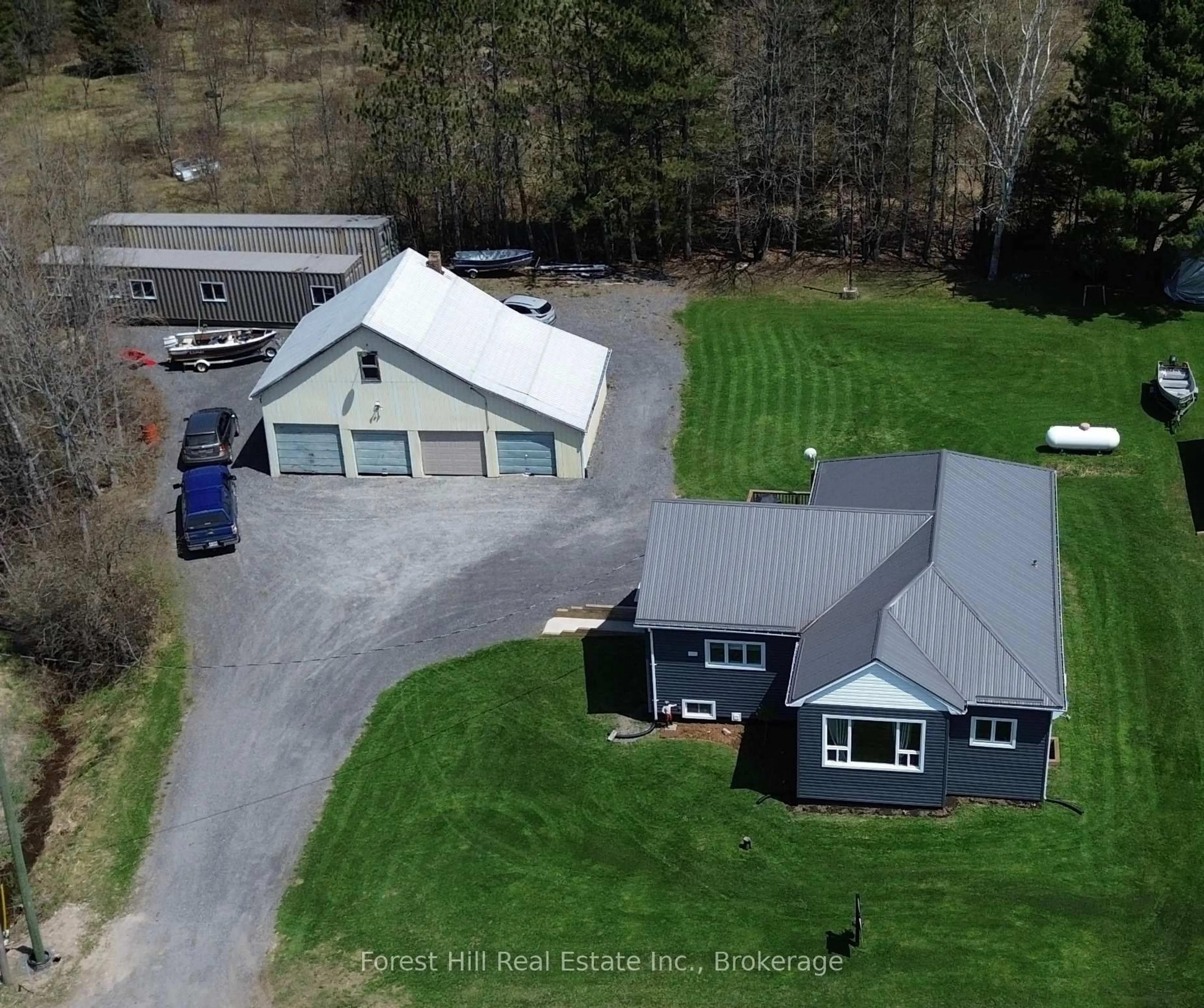 A pic from outside/outdoor area/front of a property/back of a property/a pic from drone, building for 11946 Hwy 522 Highway, Parry Sound Remote Area Ontario P0H 1S0