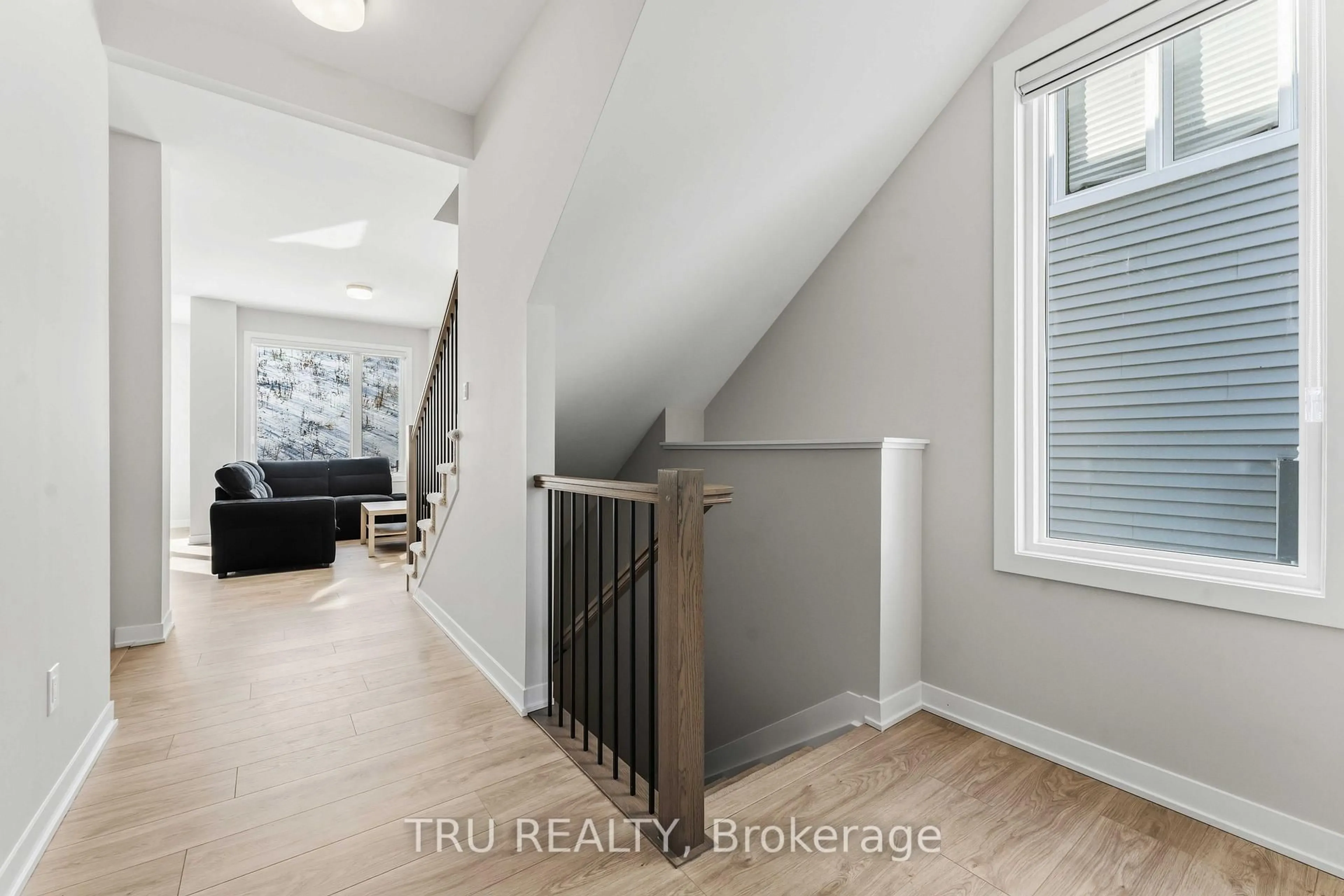 Unknown for 706 Expansion Rd, Barrhaven Ontario K2J 7G4