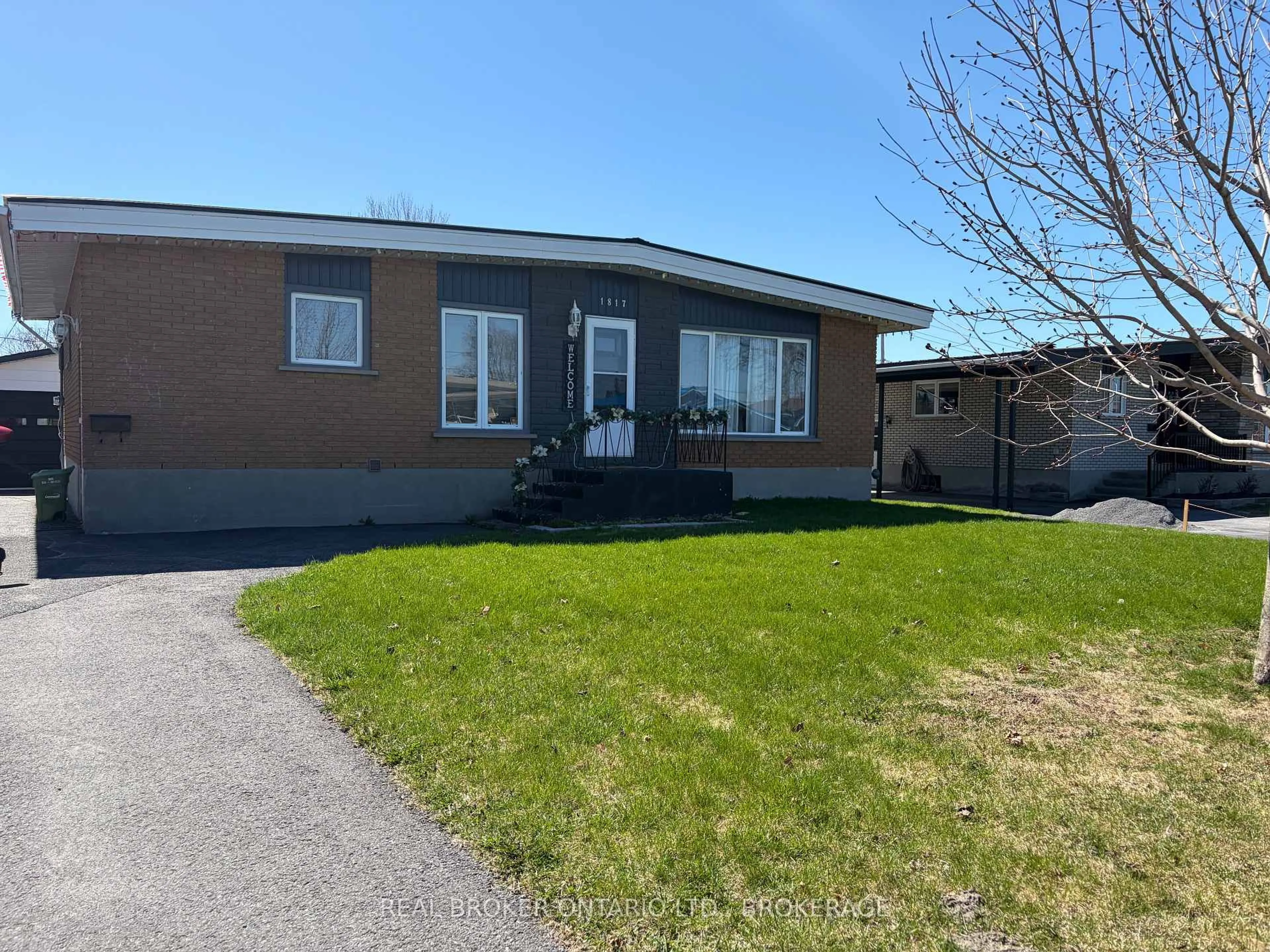 Unknown for 1817 Shearer Ave, Cornwall Ontario K6H 2H4