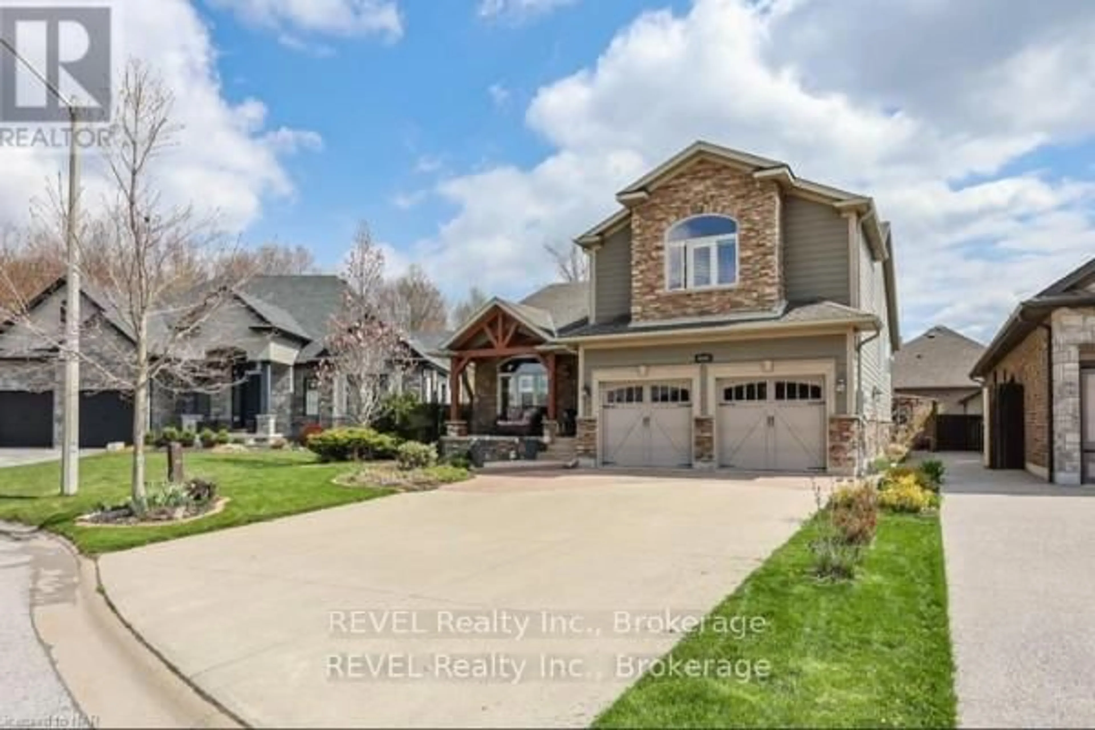Home with brick exterior material, street for 9069 Tapestry Crt, Niagara Falls Ontario L2H 0E1
