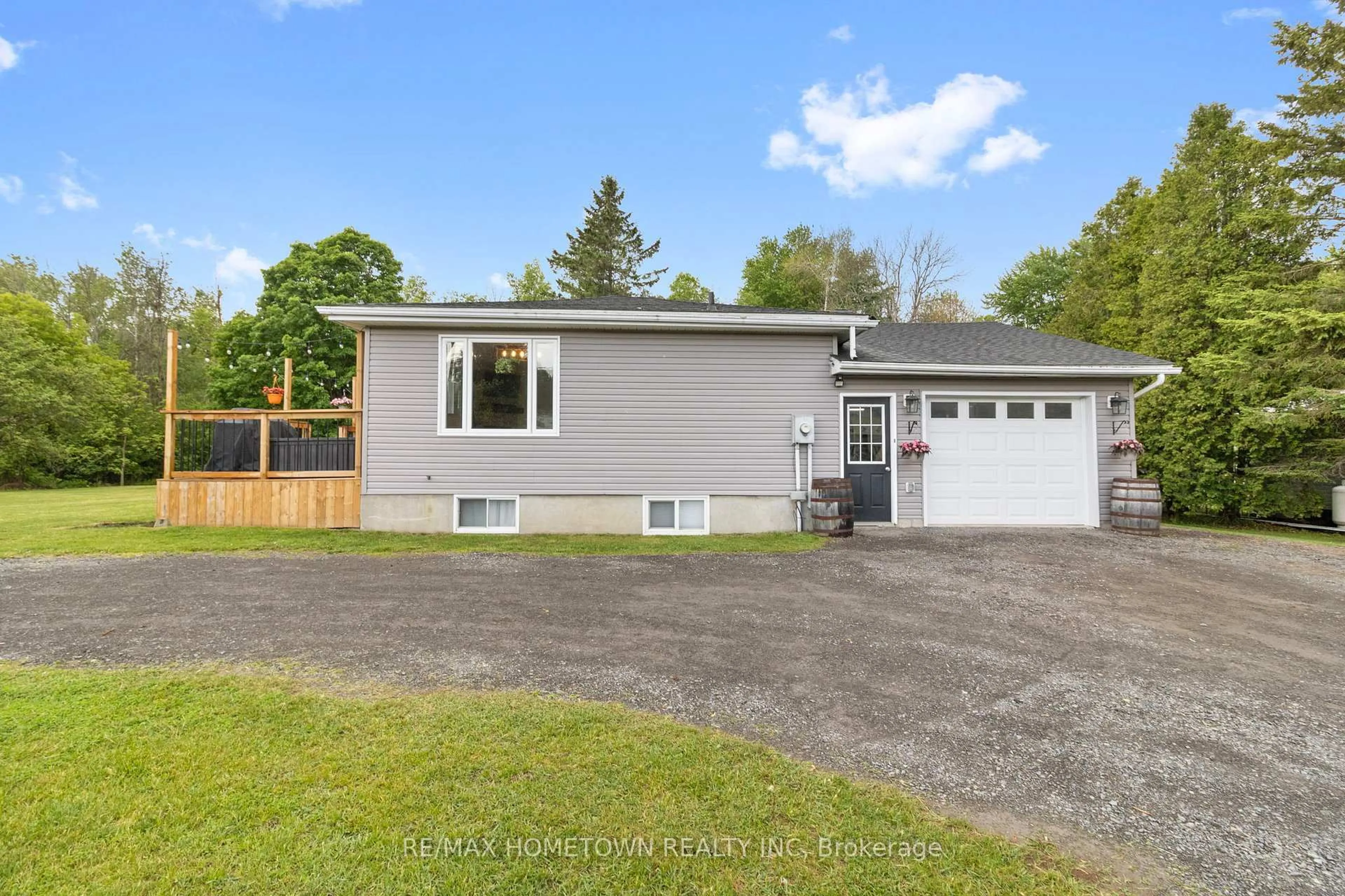 Home with vinyl exterior material, street for 5414 Brinston Rd, South Dundas Ontario K0E 1K0