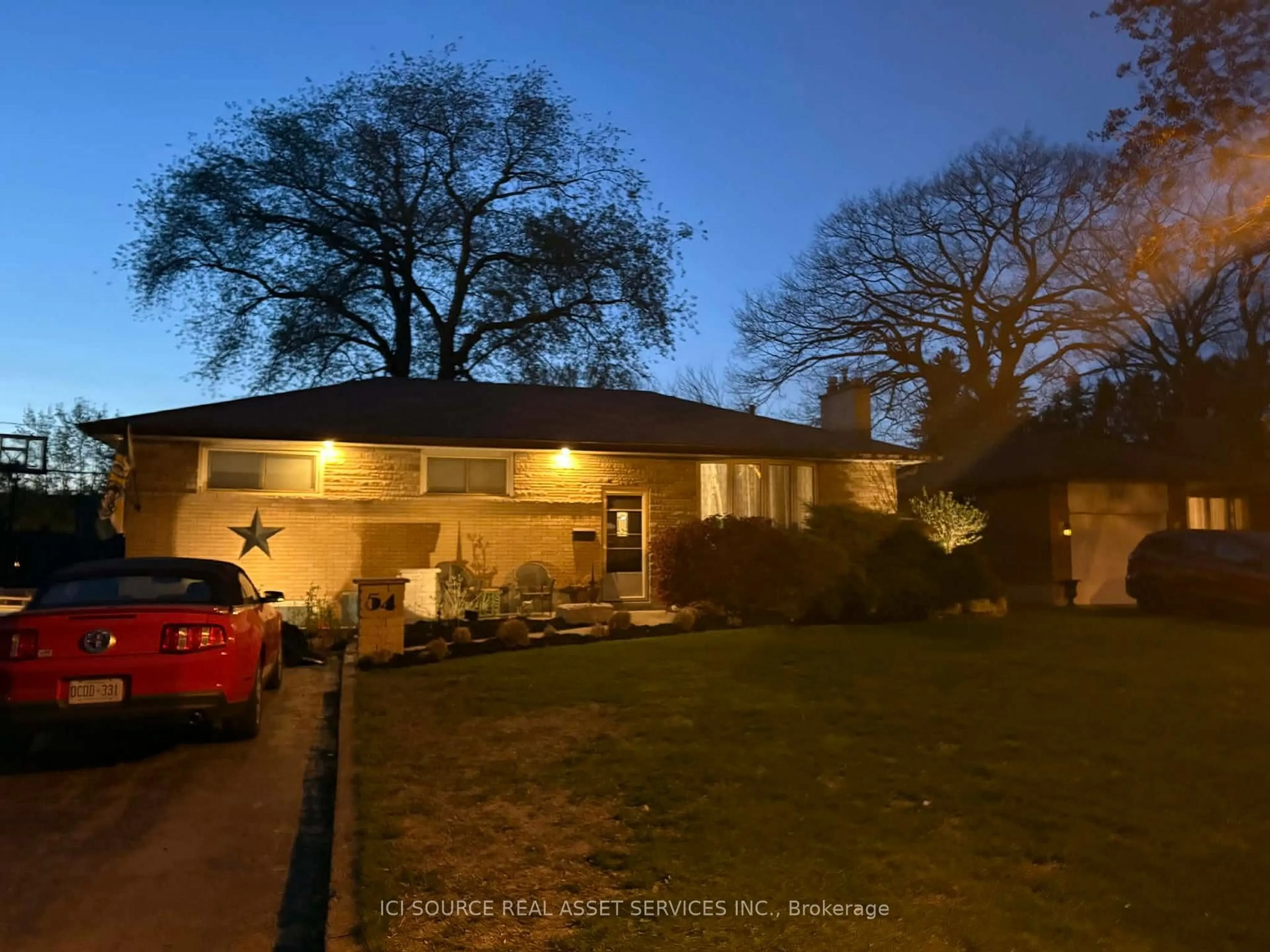 A pic from outside/outdoor area/front of a property/back of a property/a pic from drone, street for 54 Rockwyn Cres, London East Ontario N5W 1S9