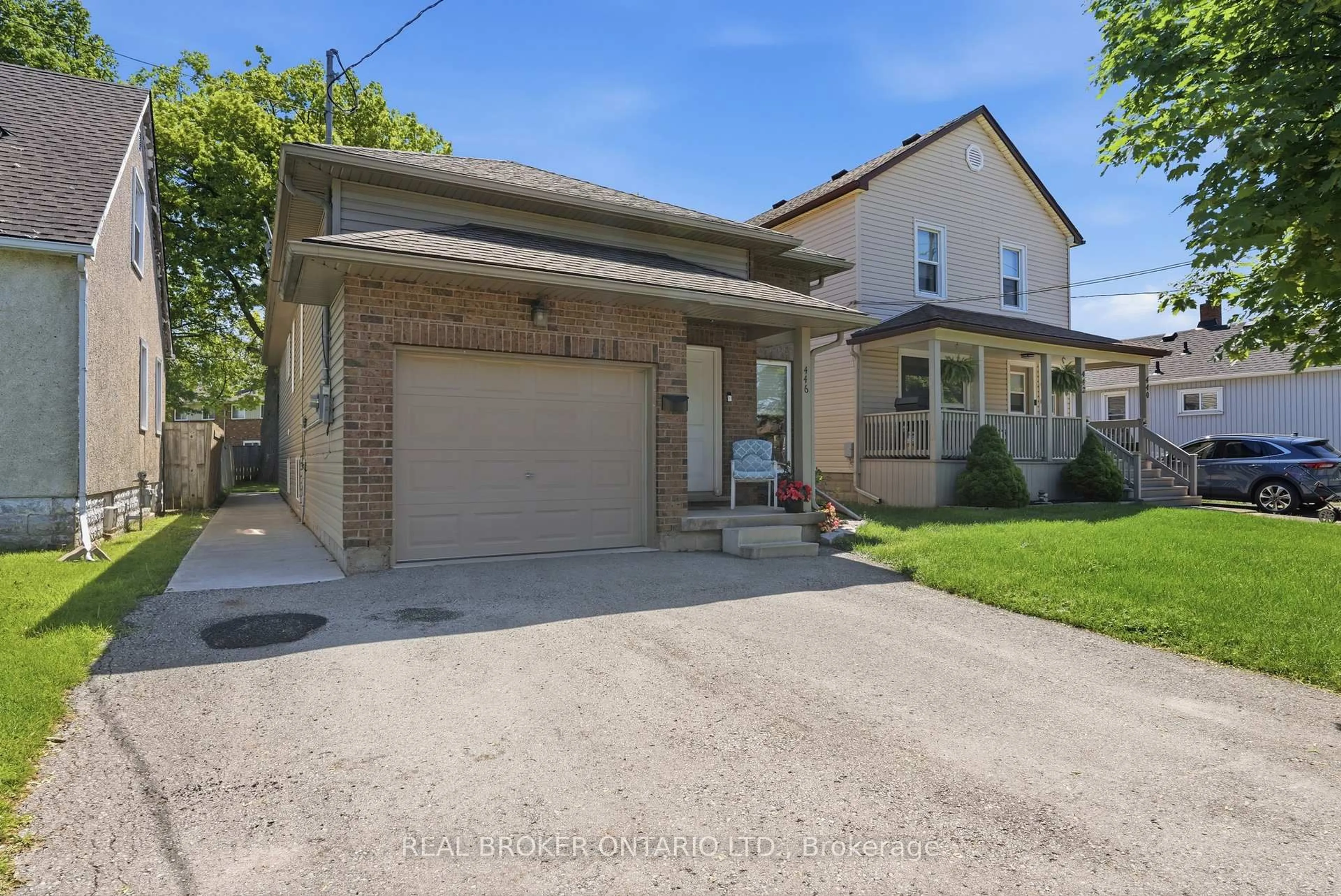 Unknown for 446 Scholfield Ave, Welland Ontario L3B 1N2