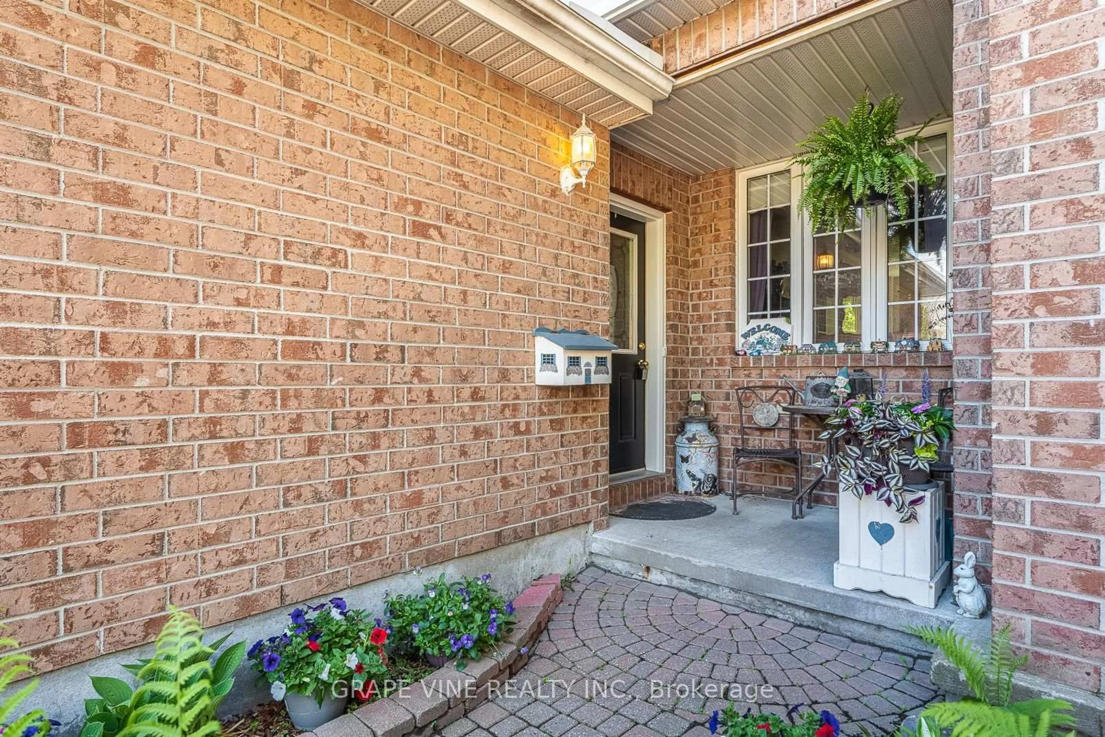 Unknown for 66 Daventry Cres, Ottawa Ontario K2J 4M8