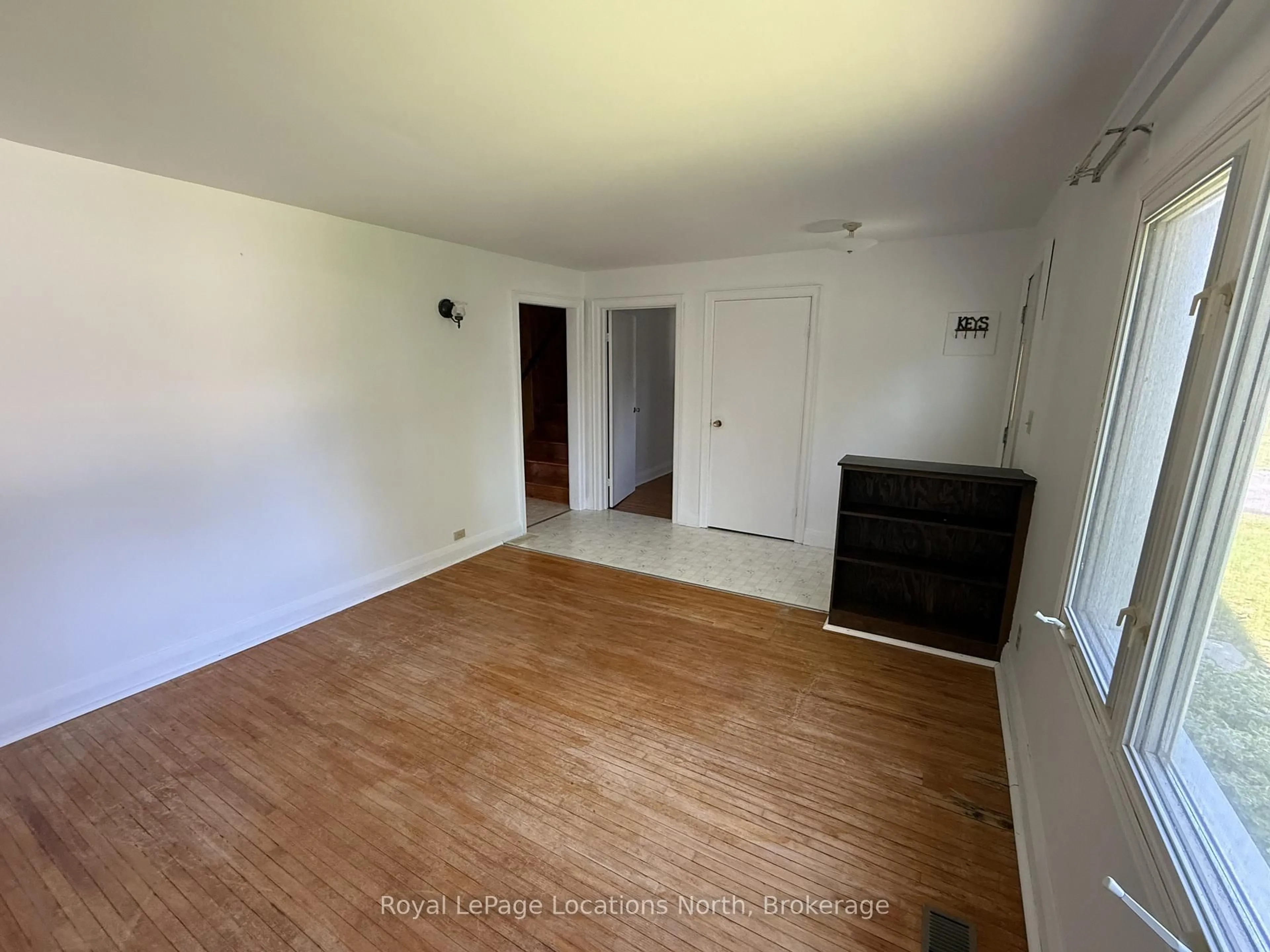 A pic of a room for 386 Sykes St, Meaford Ontario N4L 1C6