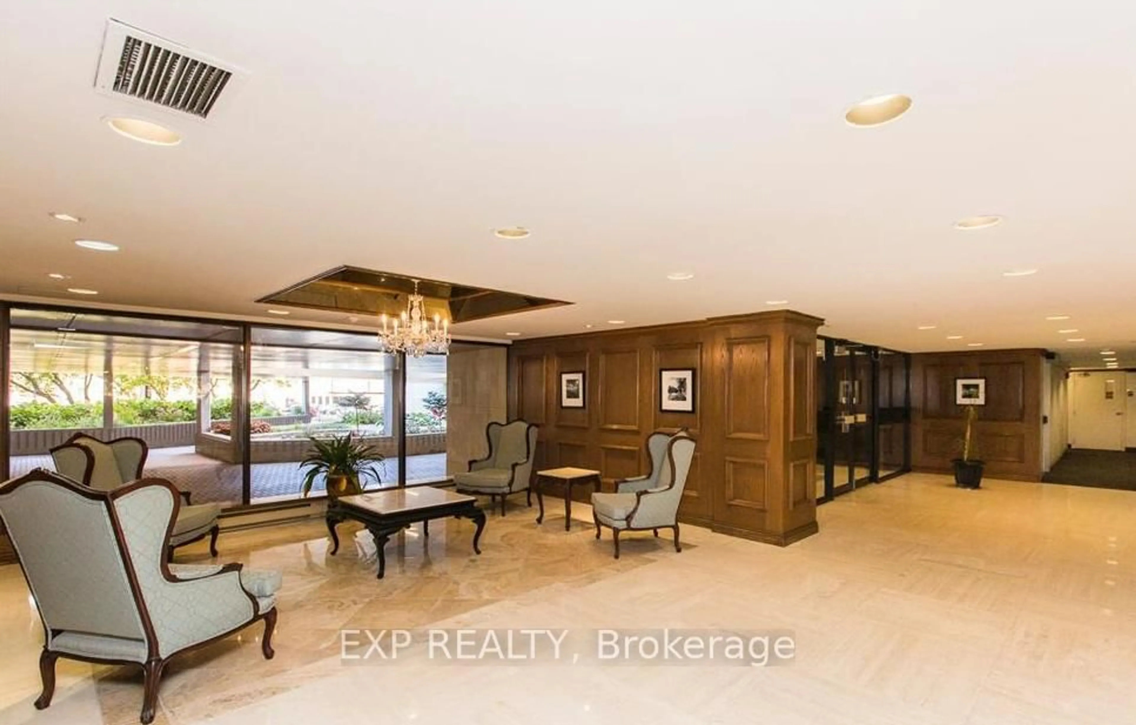 Lobby for 530 LAURIER Ave #1105, Ottawa Ontario K1R 7T1