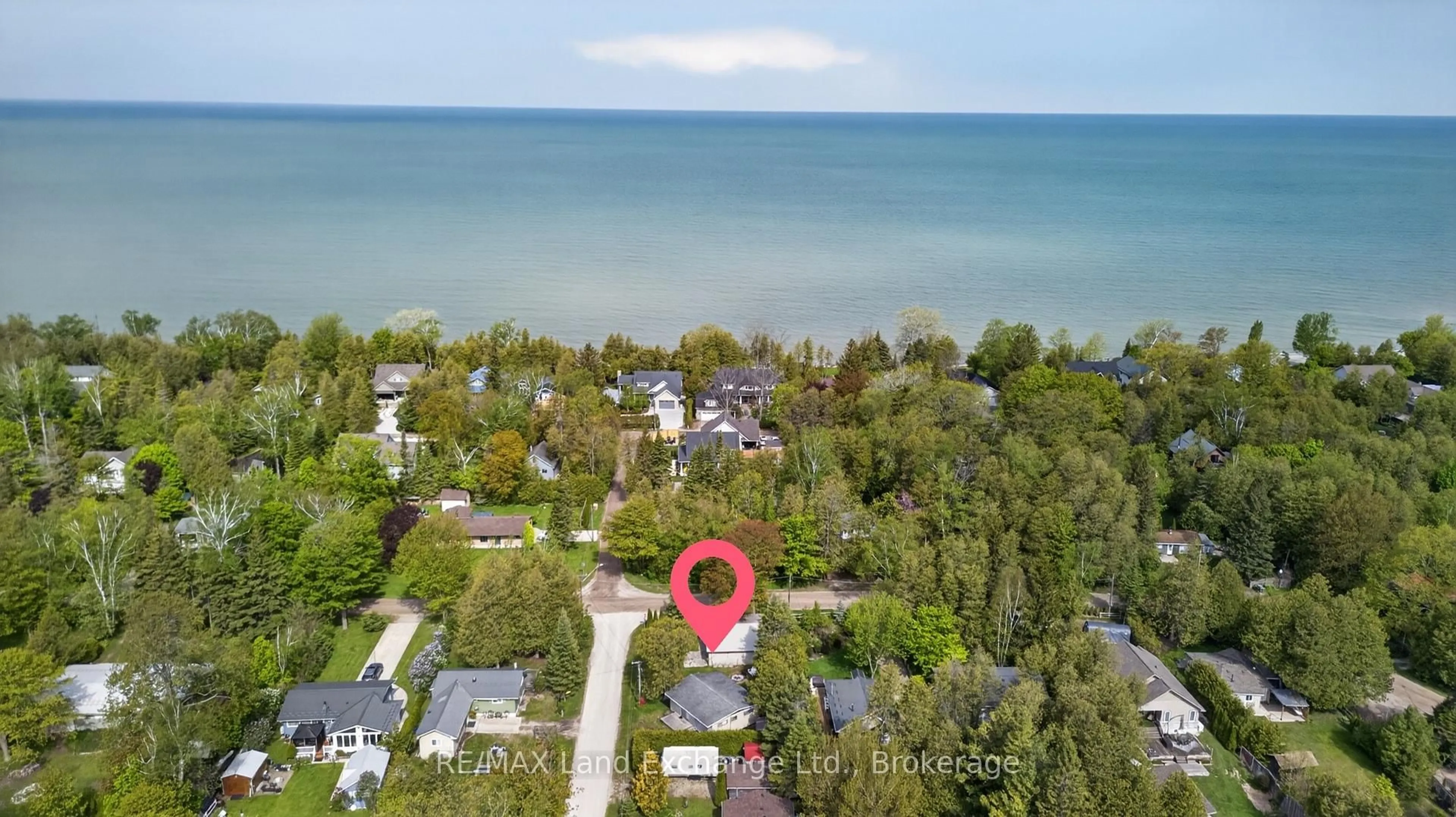 A pic from outside/outdoor area/front of a property/back of a property/a pic from drone, water/lake/river/ocean view for 114 Sunrise Ave, Huron-Kinloss Ontario N0G 2R0