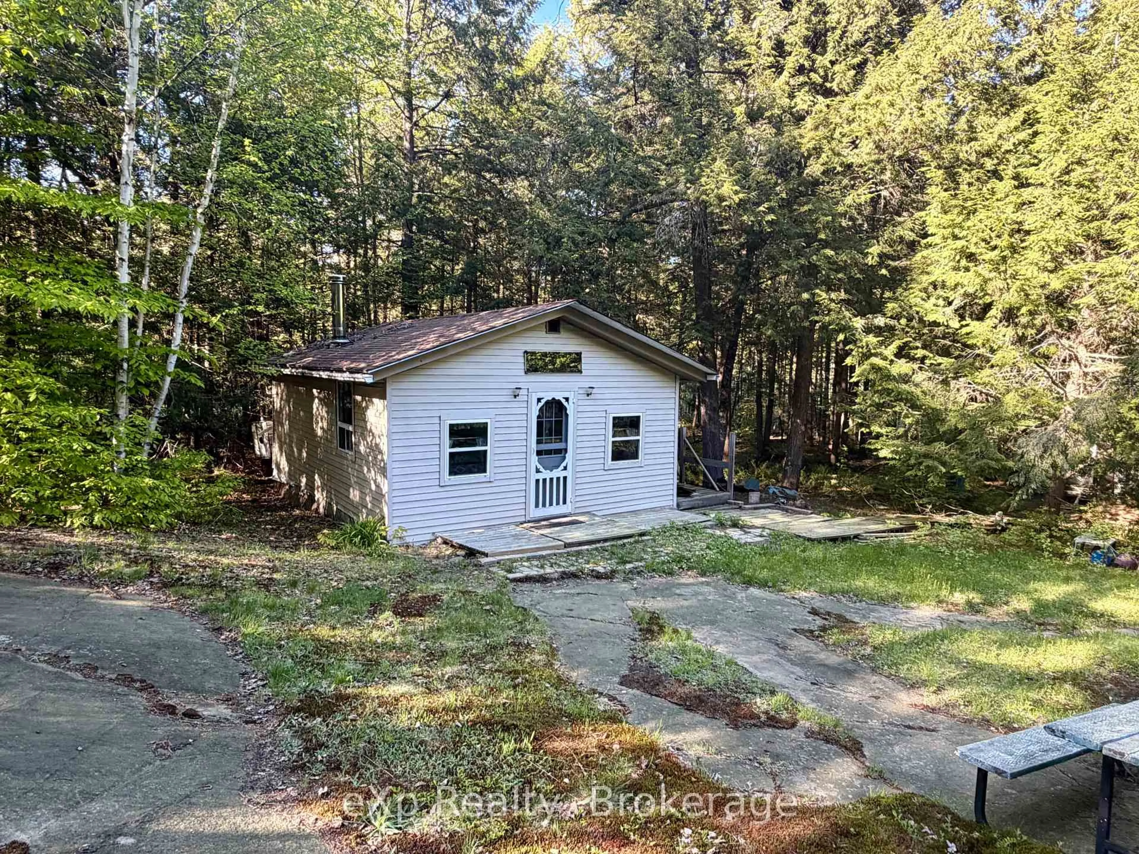 Shed for 1080 Milne Rd, Bracebridge Ontario P1L 1X1