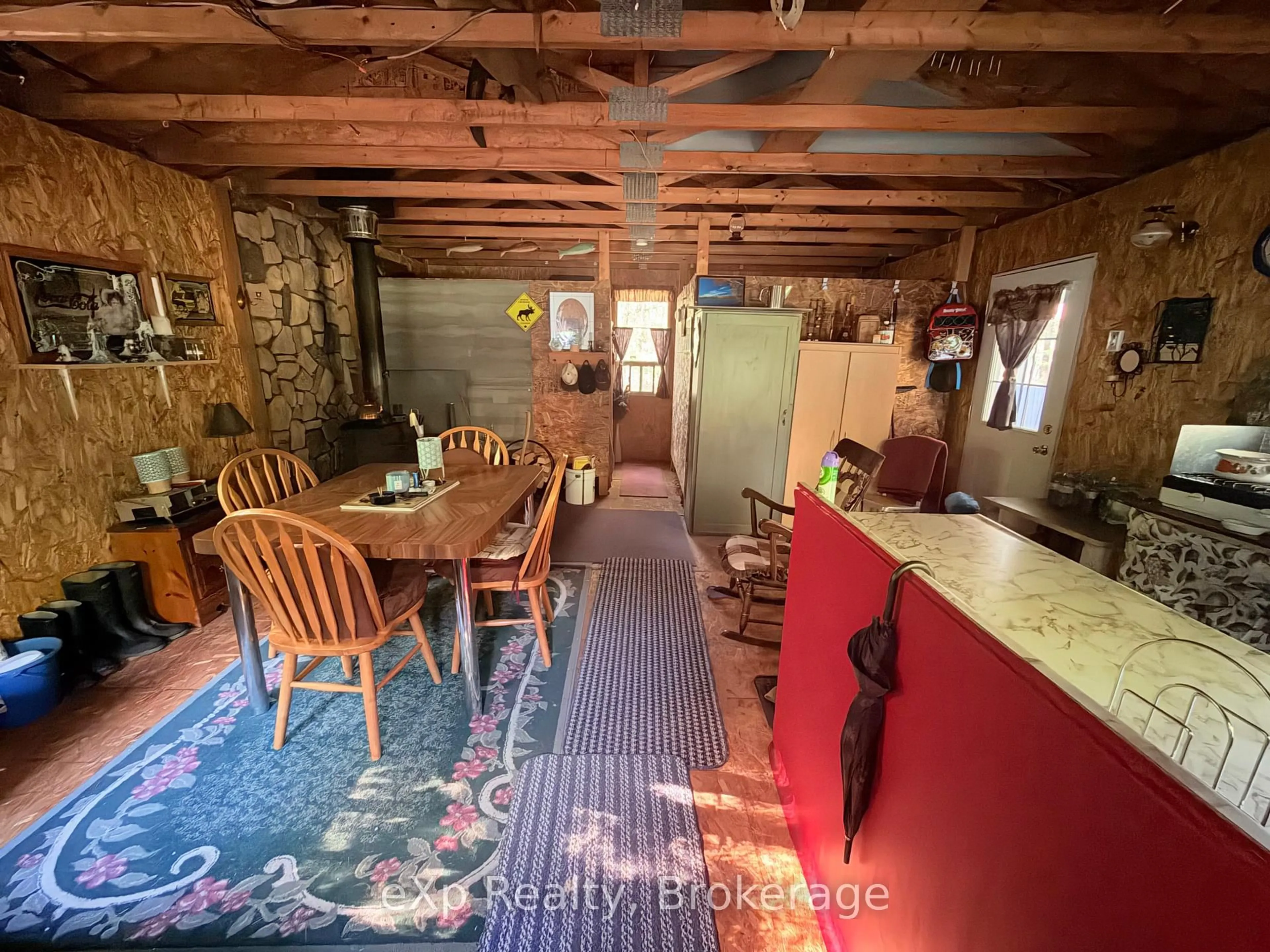 Dining room, unknown for 1080 Milne Rd, Bracebridge Ontario P1L 1X1