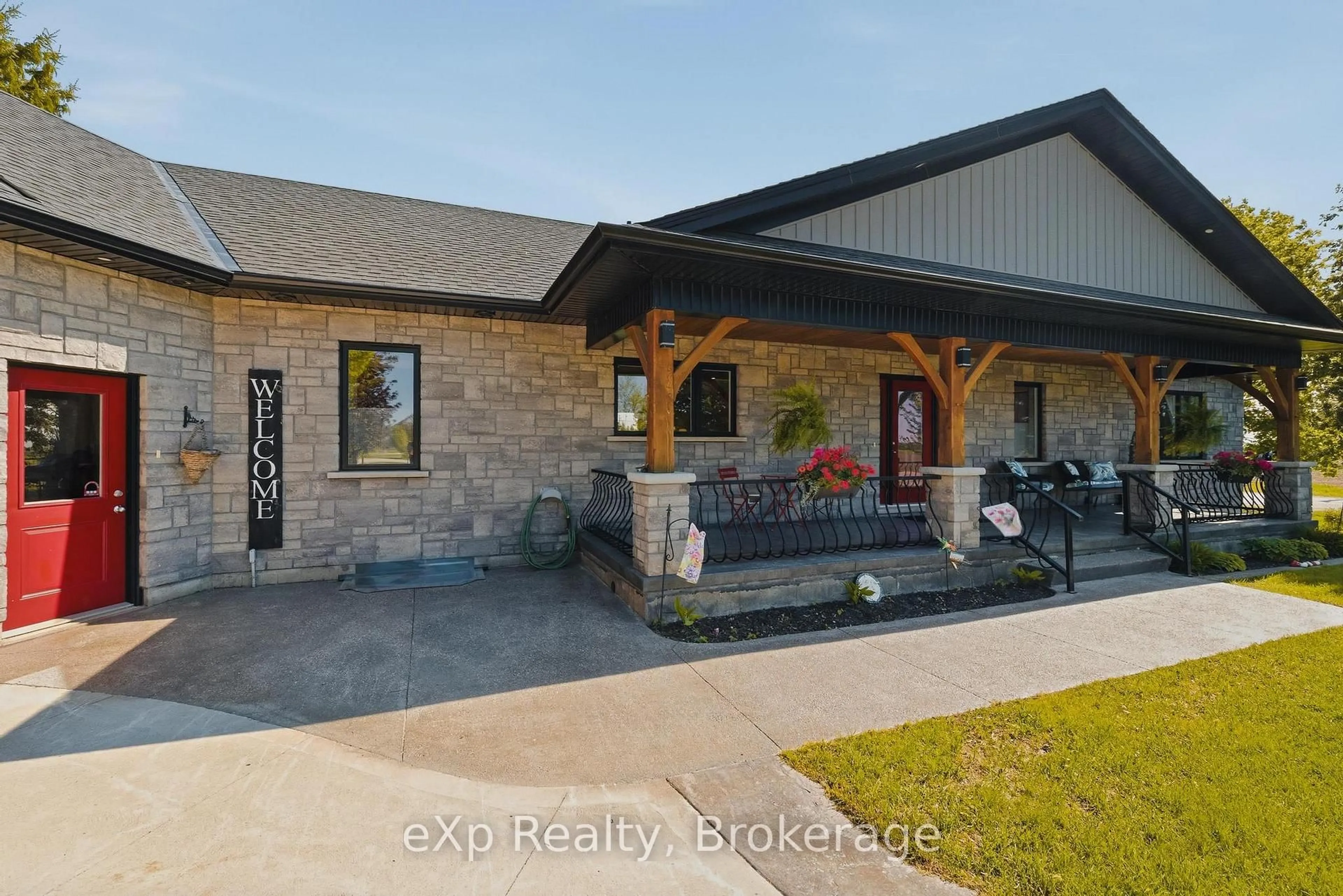 Home with brick exterior material, building for 100 Harris Cres, Southgate Ontario N0G 2L0